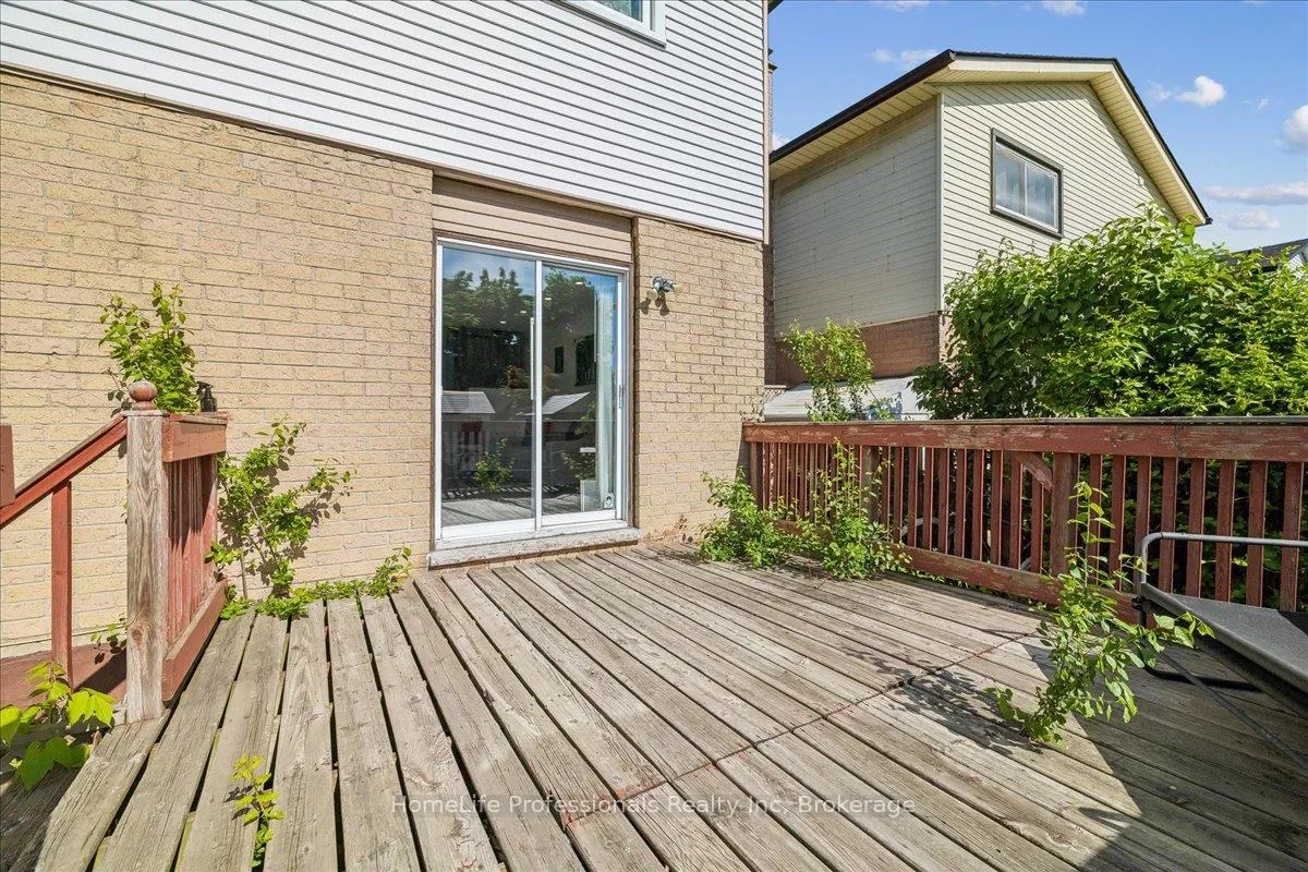 Photo 42 of 773 Upper Wentworth Street, Hamilton, Burkholme — HOMEH