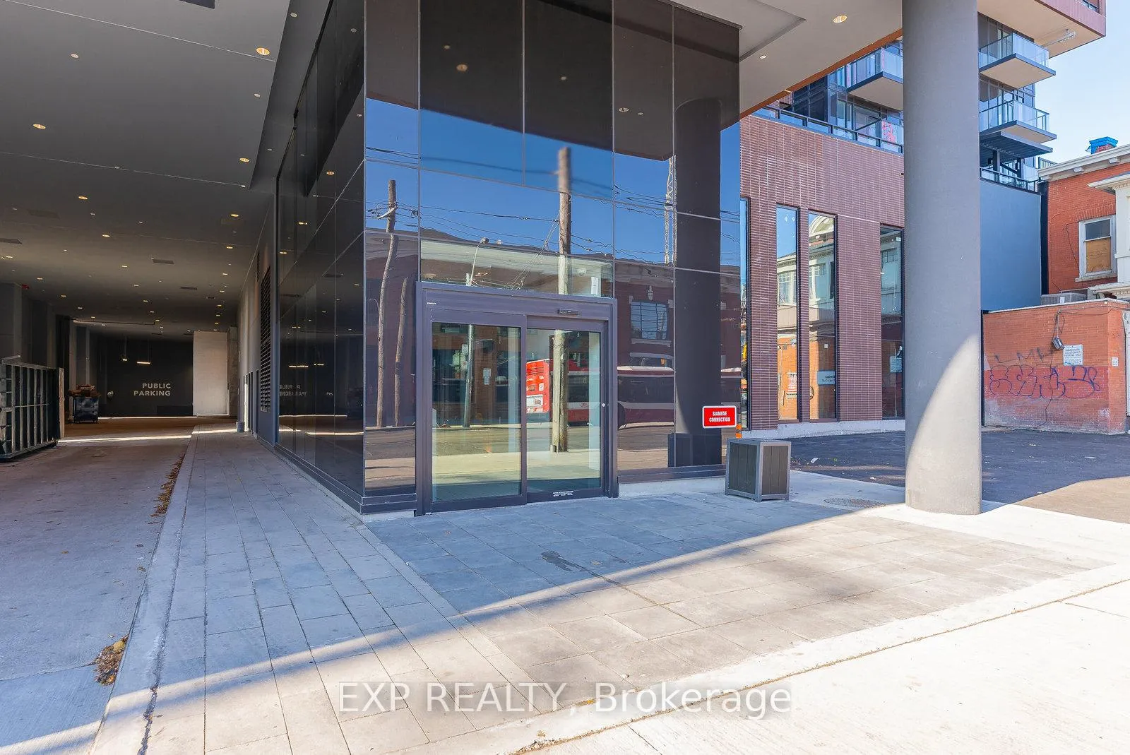 Photo 27 of Unit 908, 270 Dufferin Street, Toronto, South Parkdale — HOMEH