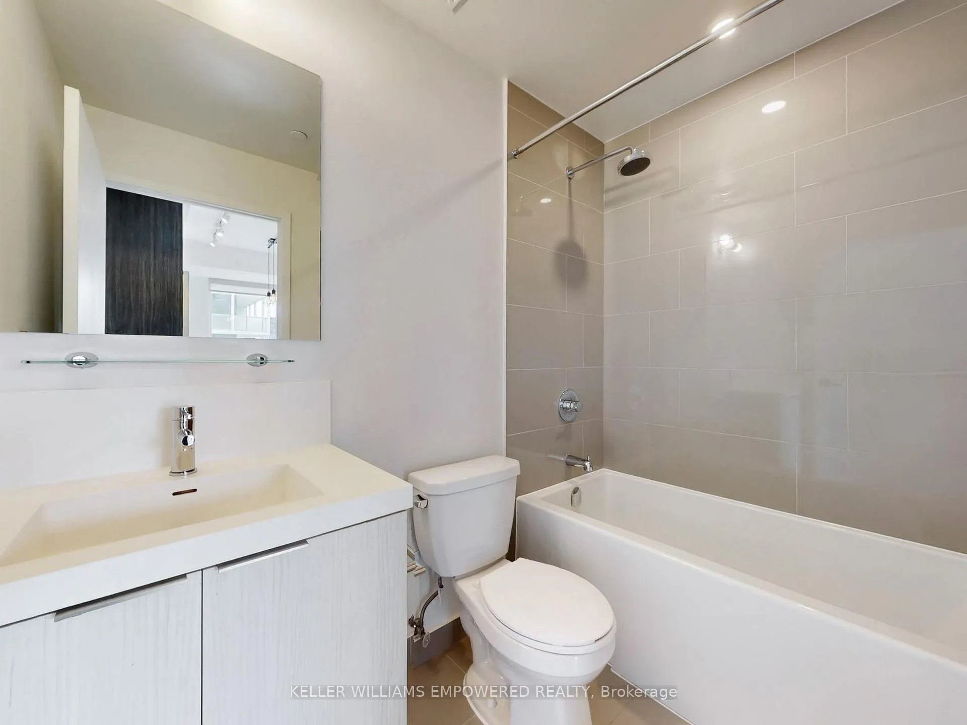 Photo 23 of Unit 911, 225 Sumach Street, Toronto, Regent Park — HOMEH
