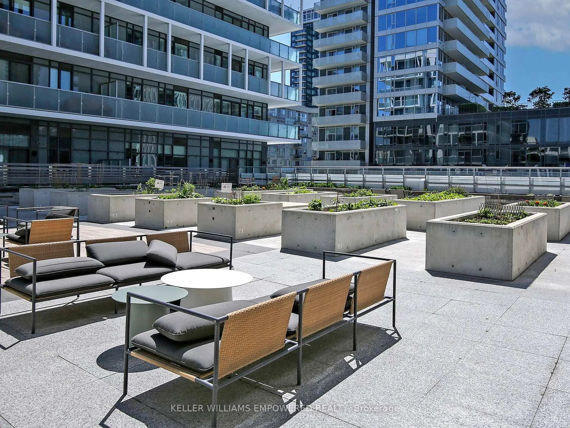 Photo 34 of Unit 911, 225 Sumach Street, Toronto, Regent Park — HOMEH