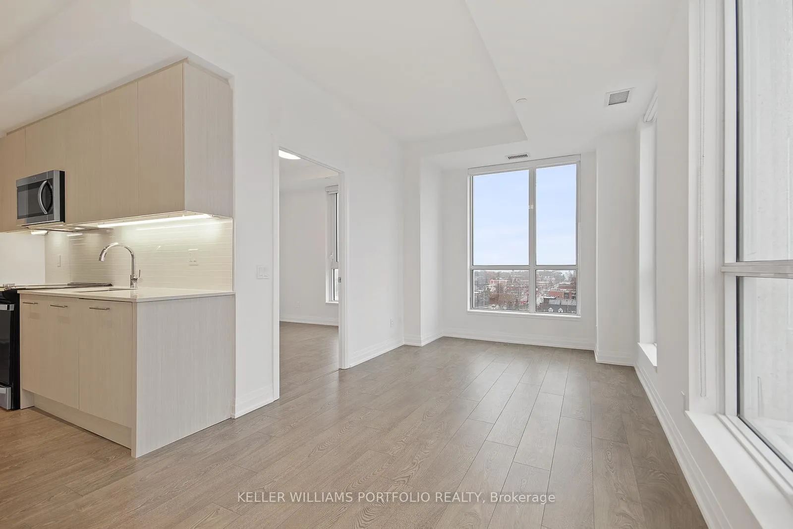 Photo 15 of Unit 914, 286 Main Street, Toronto, East End-Danforth — HOMEH