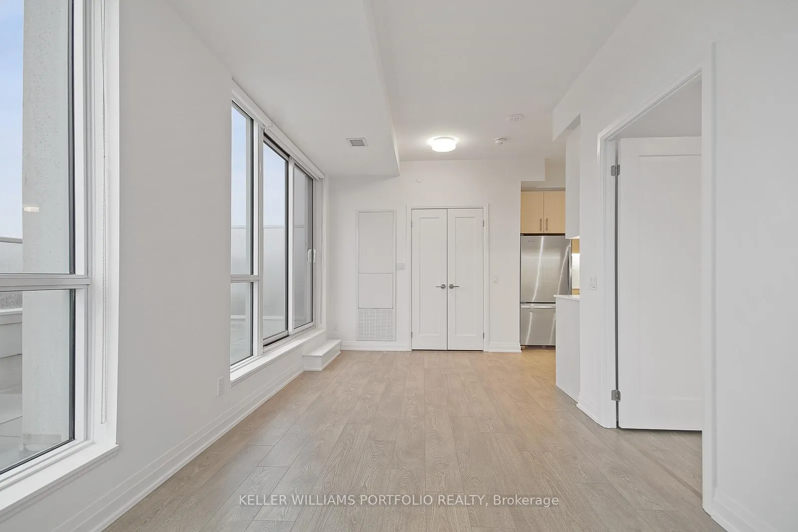 Photo 17 of Unit 914, 286 Main Street, Toronto, East End-Danforth — HOMEH