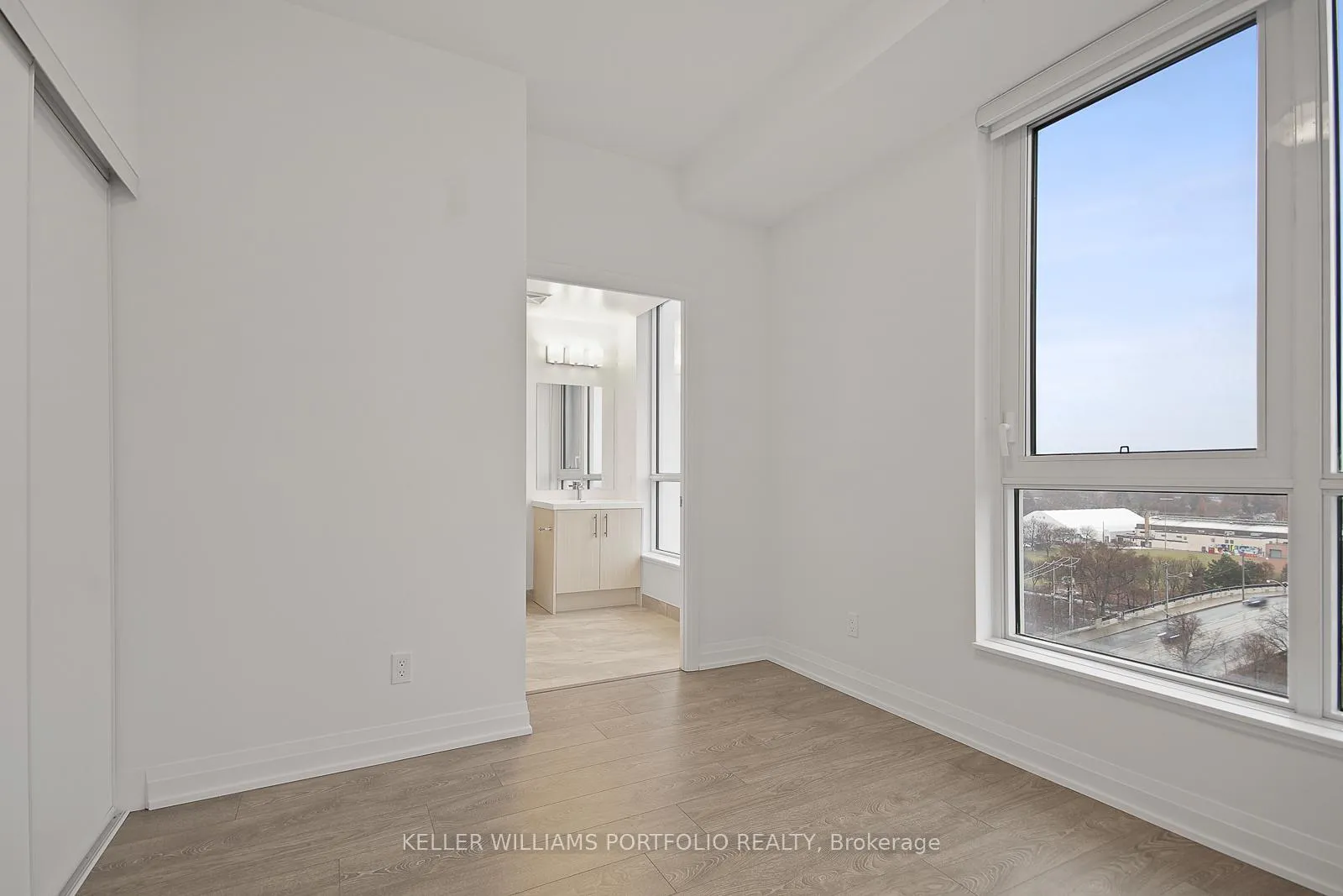 Photo 18 of Unit 914, 286 Main Street, Toronto, East End-Danforth — HOMEH