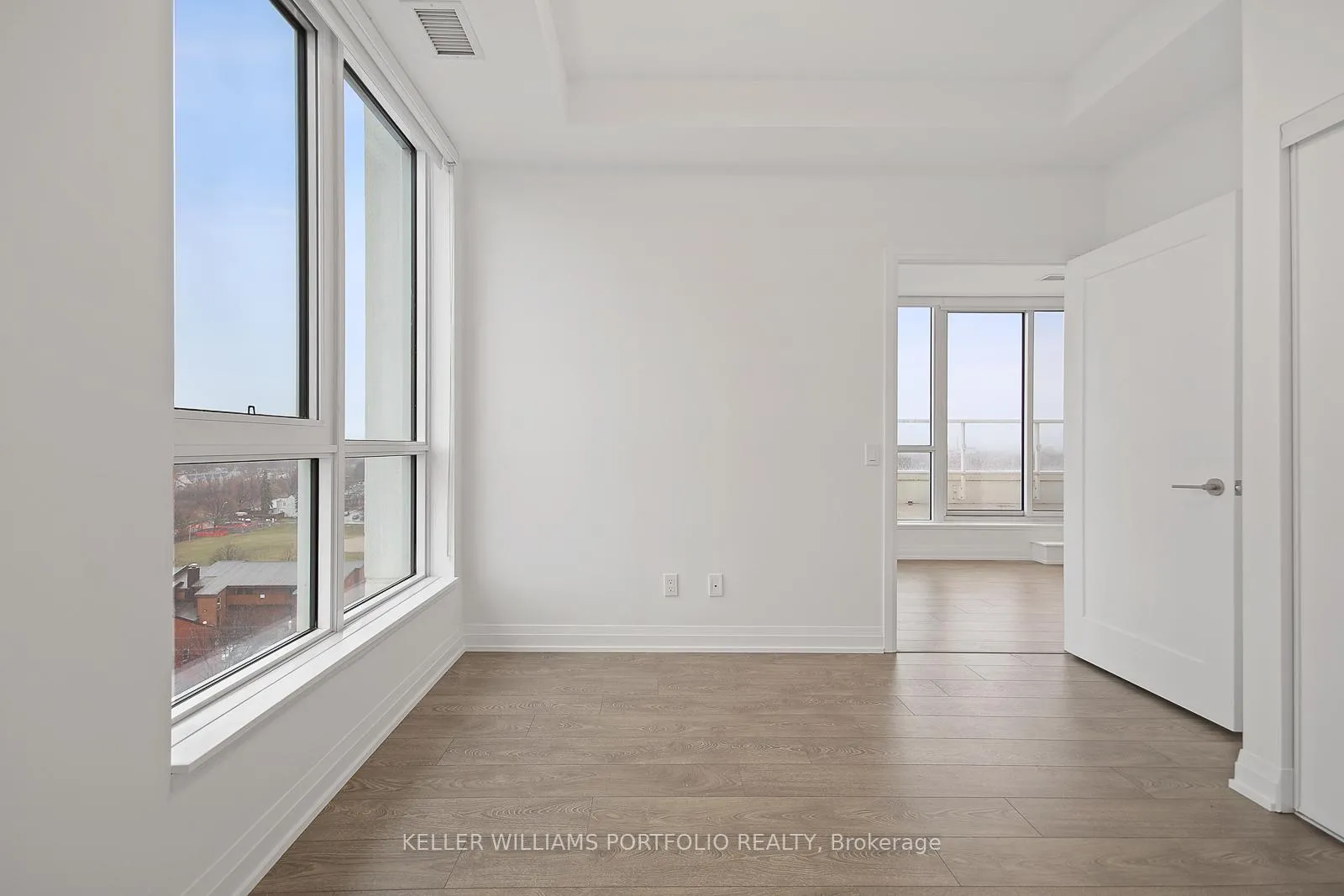Photo 21 of Unit 914, 286 Main Street, Toronto, East End-Danforth — HOMEH