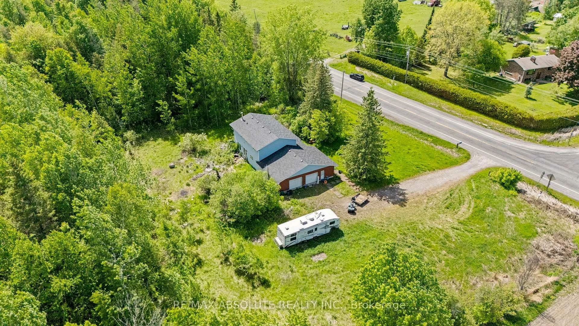 Photo 4 of 1982 Galetta Side Road, Ottawa, Fitzroy — HOMEH