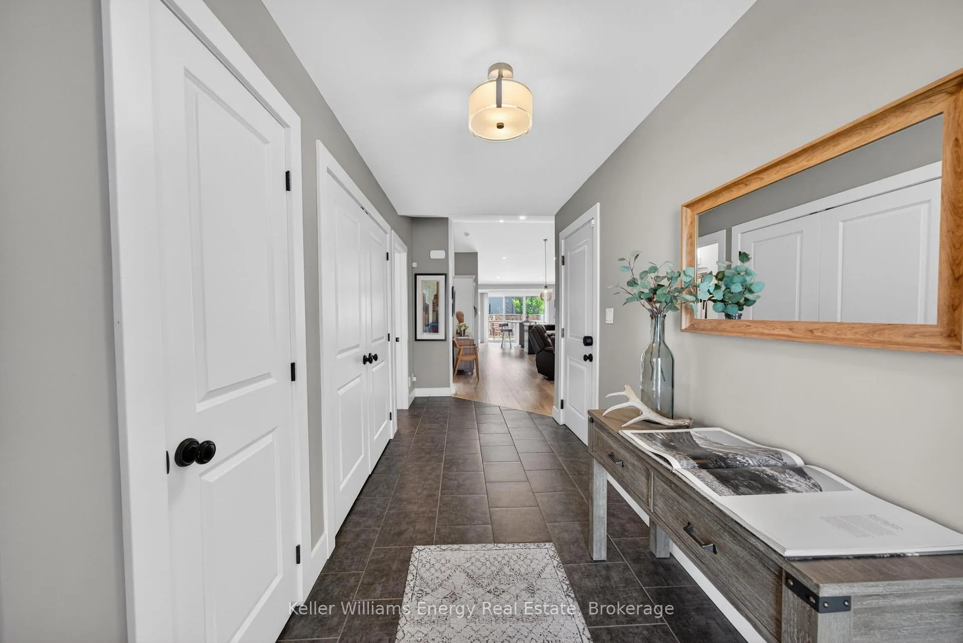 Photo 5 of 7 Farrington Crescent, Prince Edward County, Picton Ward — HOMEH