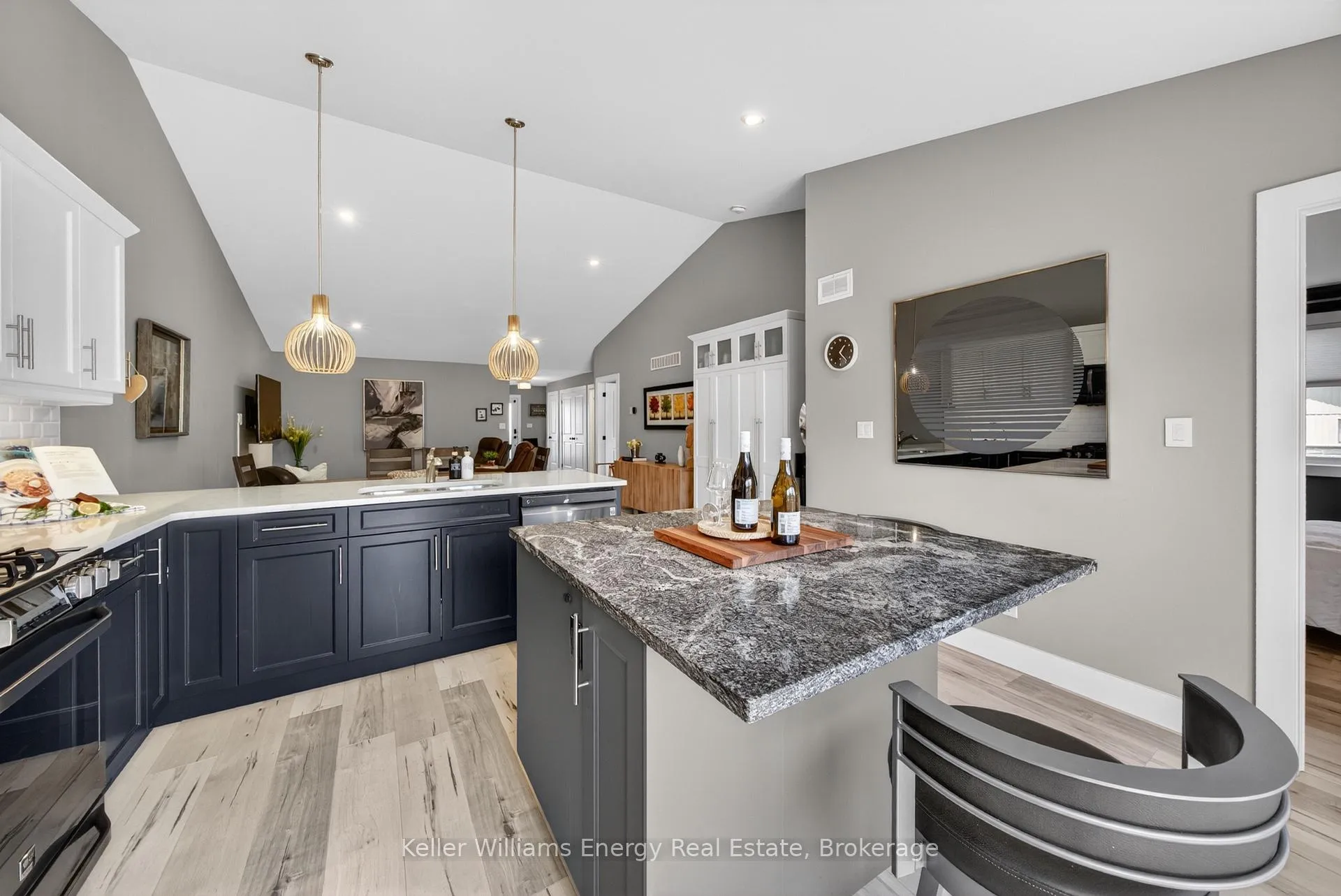Photo 17 of 7 Farrington Crescent, Prince Edward County, Picton Ward — HOMEH