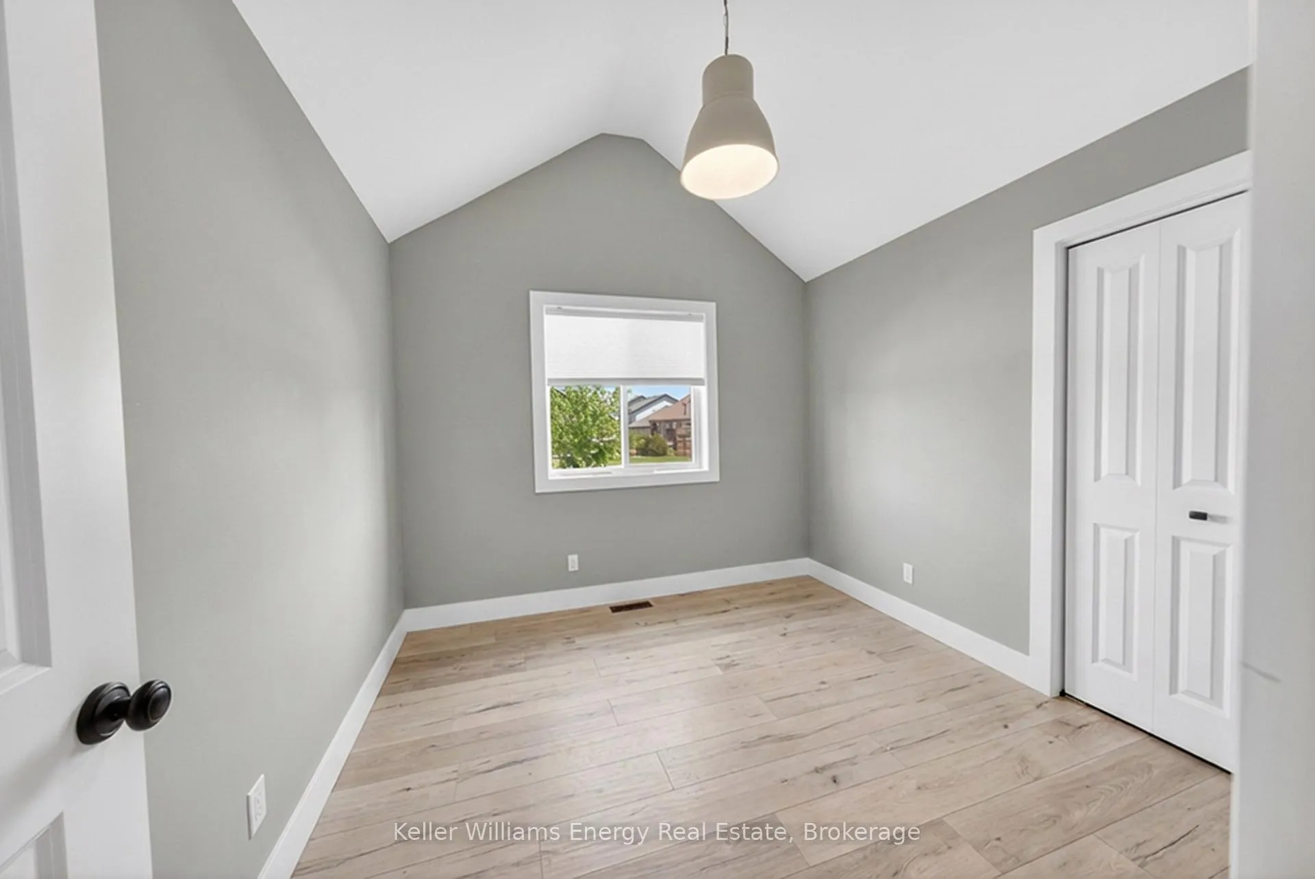 Photo 28 of 7 Farrington Crescent, Prince Edward County, Picton Ward — HOMEH