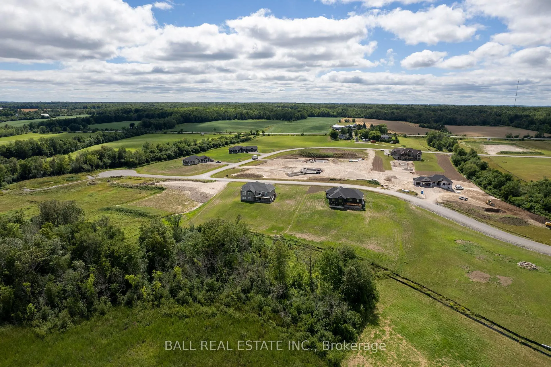 Photo 6 of 5 Jeff Beukeboom Court, North Kawartha — HOMEH