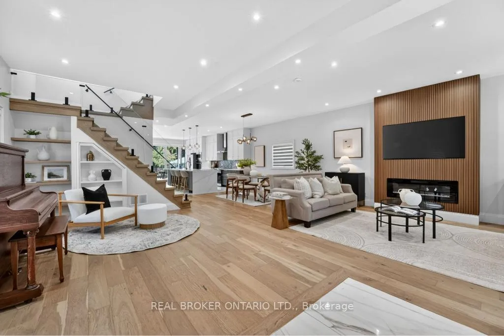 Photo 8 of 176 Aldercrest Road, Etobicoke, Alderwood — HOMEH