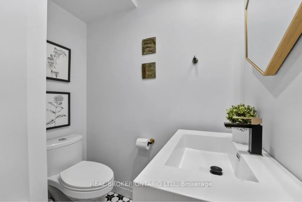 Photo 15 of 176 Aldercrest Road, Etobicoke, Alderwood — HOMEH