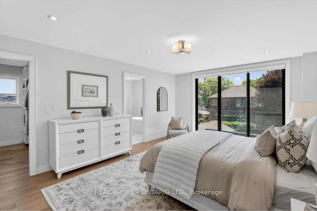 Photo 20 of 176 Aldercrest Road, Etobicoke, Alderwood — HOMEH