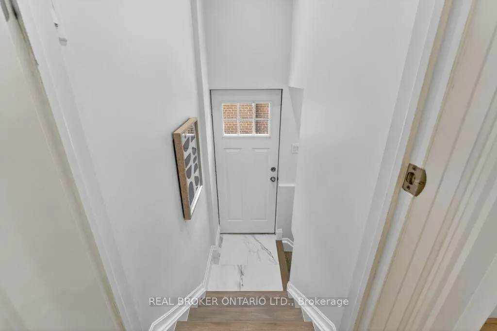 Photo 34 of 176 Aldercrest Road, Etobicoke, Alderwood — HOMEH