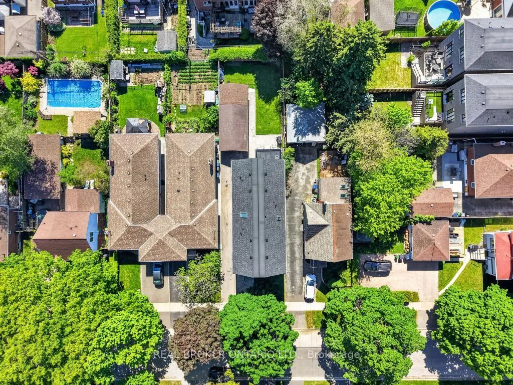 Photo 50 of 176 Aldercrest Road, Etobicoke, Alderwood — HOMEH