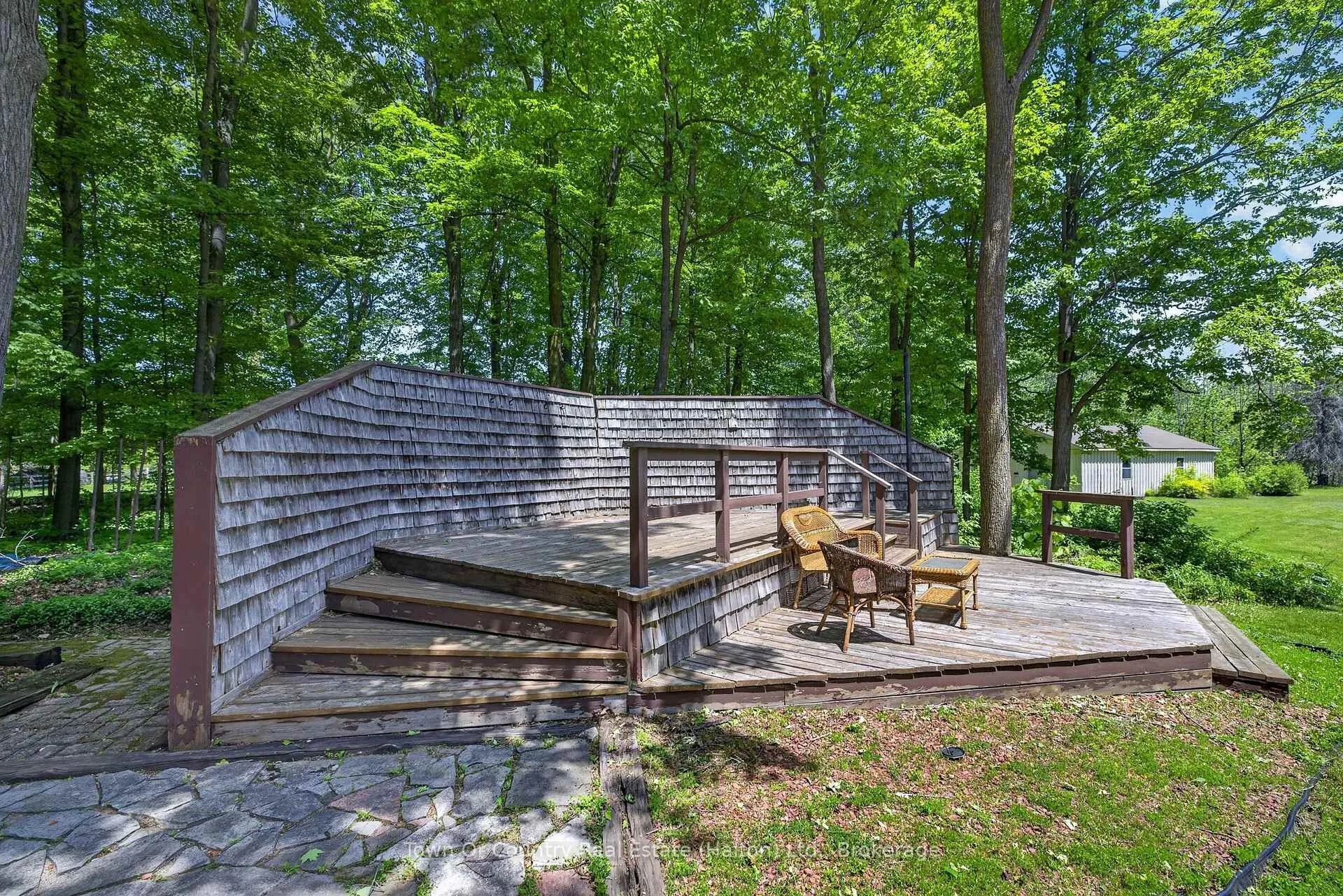 Photo 32 of 1127 Adjala Tecumseth Townline, New Tecumseth, Rural New Tecumseth — HOMEH