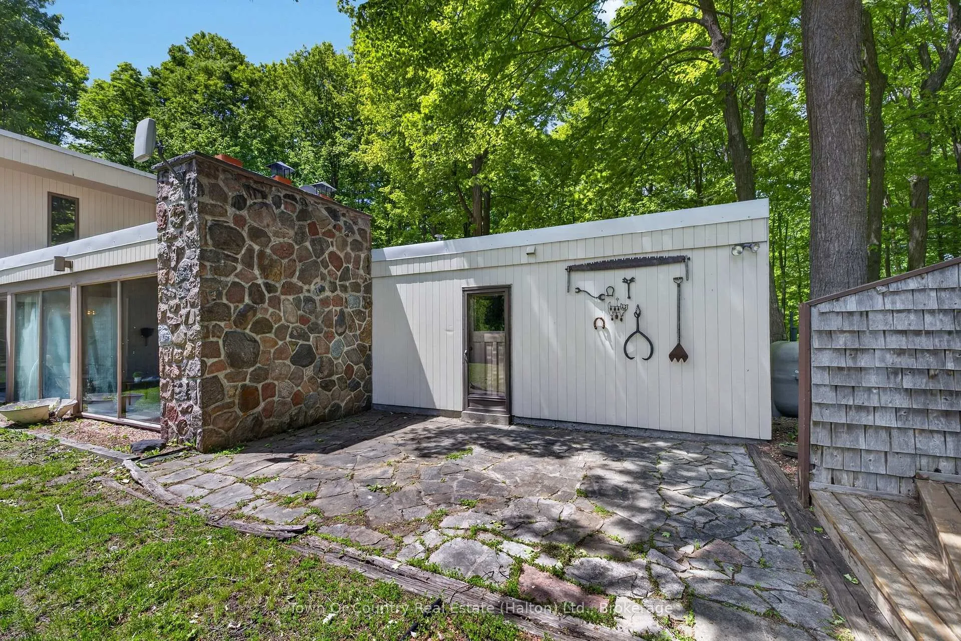 Photo 34 of 1127 Adjala Tecumseth Townline, New Tecumseth, Rural New Tecumseth — HOMEH