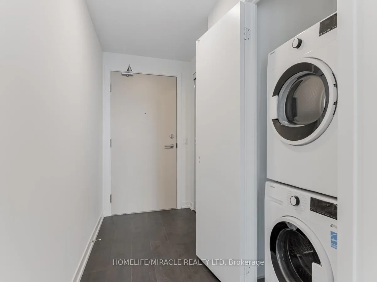 Photo 7 of 2020 Bathurst Street, Toronto, Humewood-Cedarvale — HOMEH