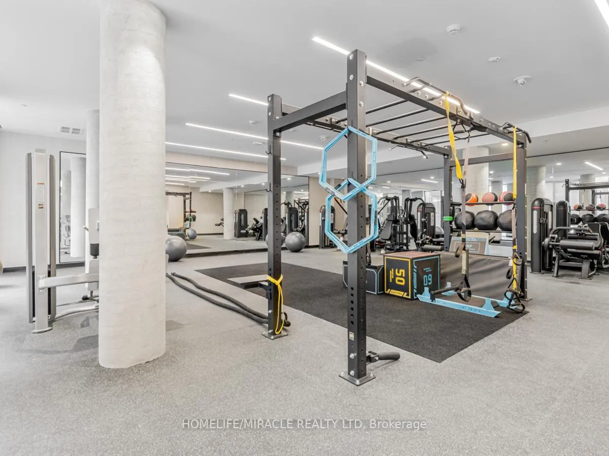 Photo 21 of 2020 Bathurst Street, Toronto, Humewood-Cedarvale — HOMEH