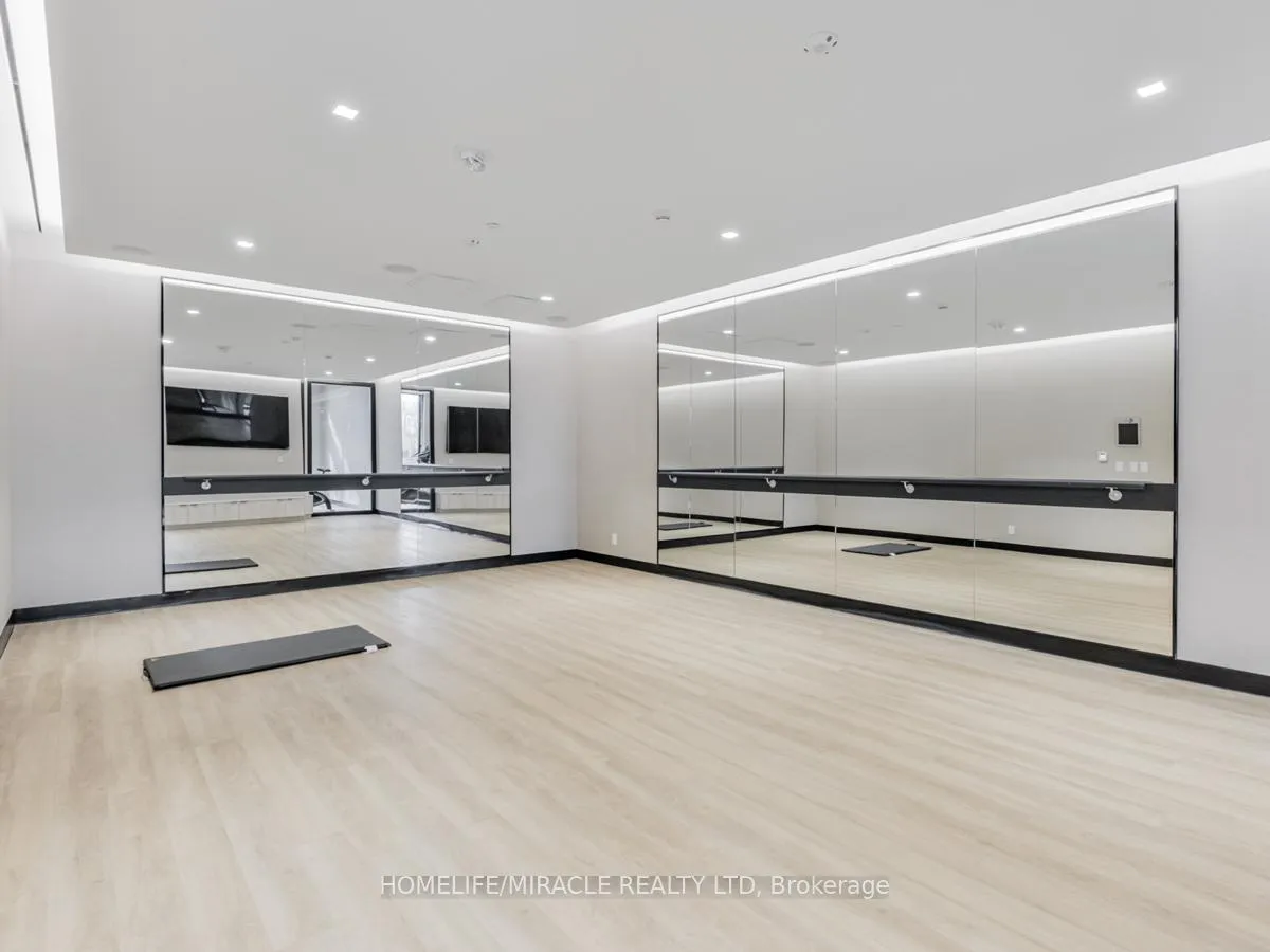 Photo 24 of 2020 Bathurst Street, Toronto, Humewood-Cedarvale — HOMEH