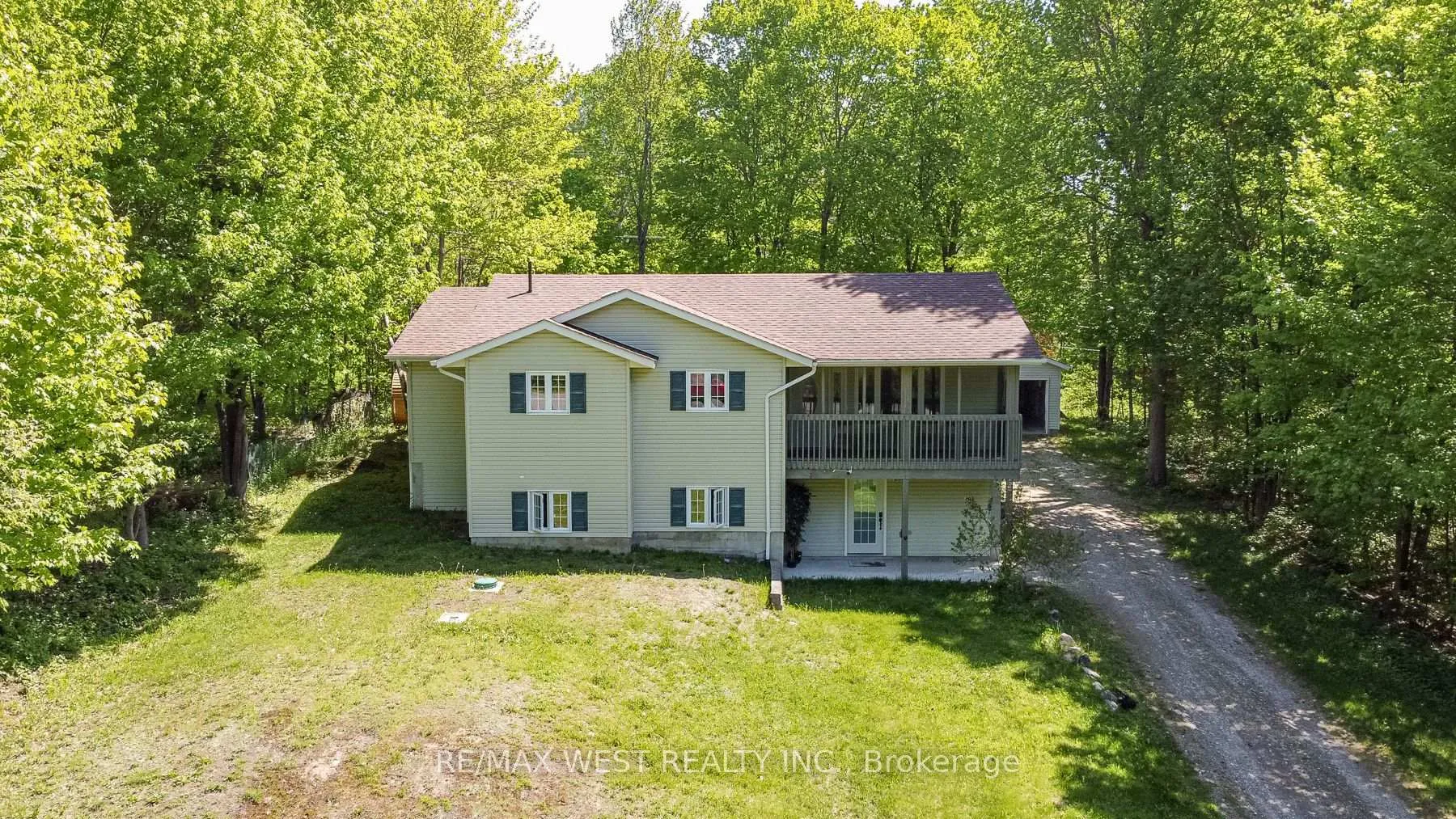 Front of 1084 Bonnie Lake Road
