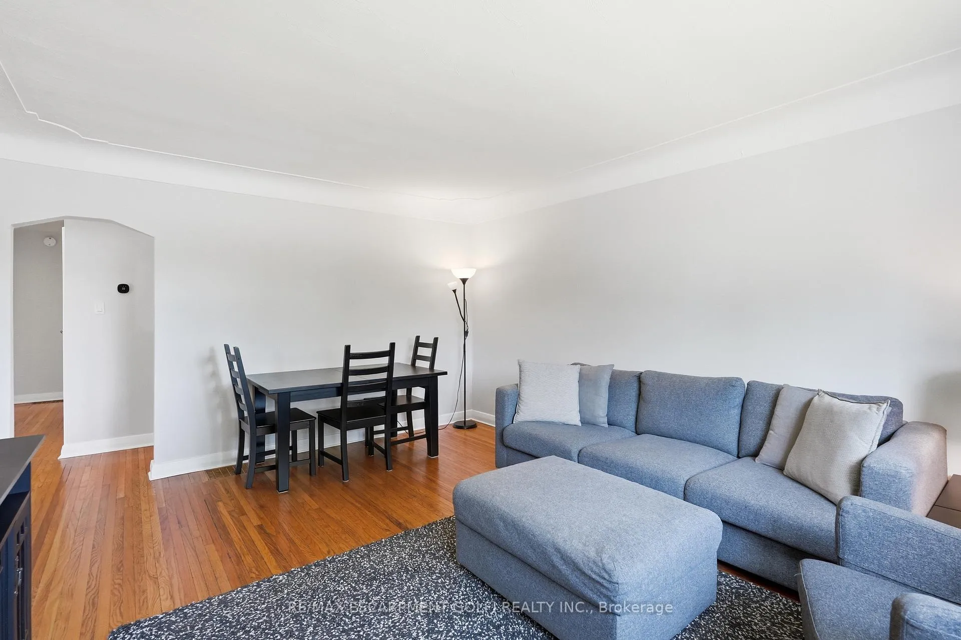 Photo 5 of 764 Brucedale Avenue E, Hamilton, Raleigh — HOMEH