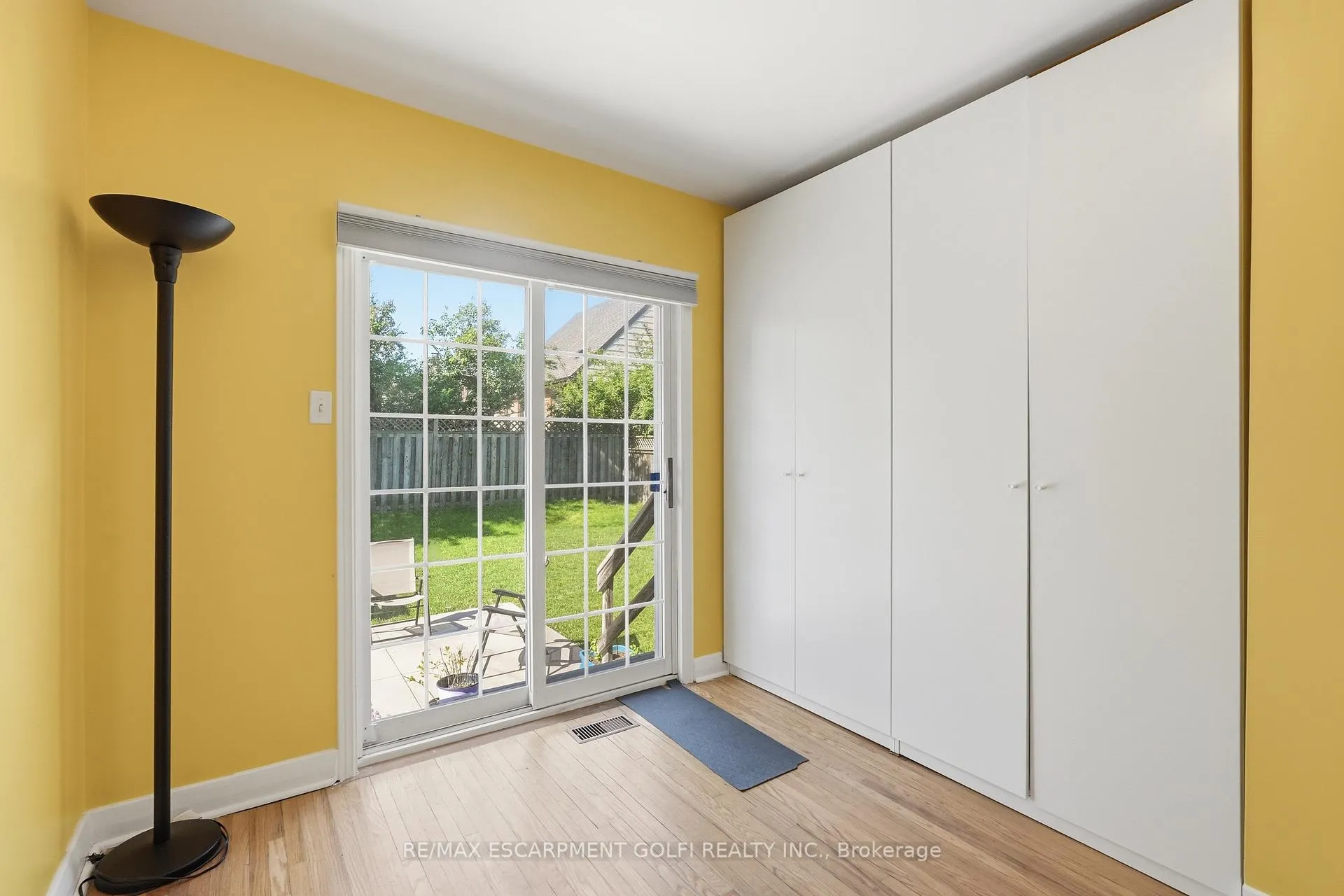Photo 16 of 764 Brucedale Avenue E, Hamilton, Raleigh — HOMEH
