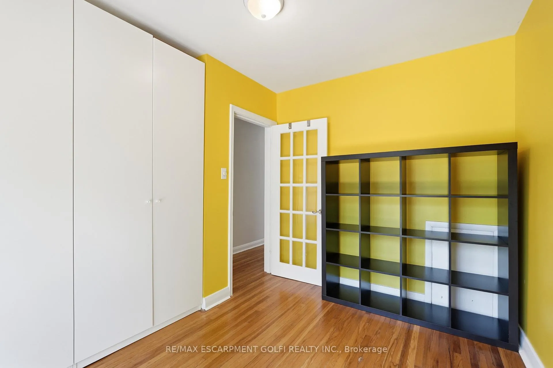 Photo 17 of 764 Brucedale Avenue E, Hamilton, Raleigh — HOMEH