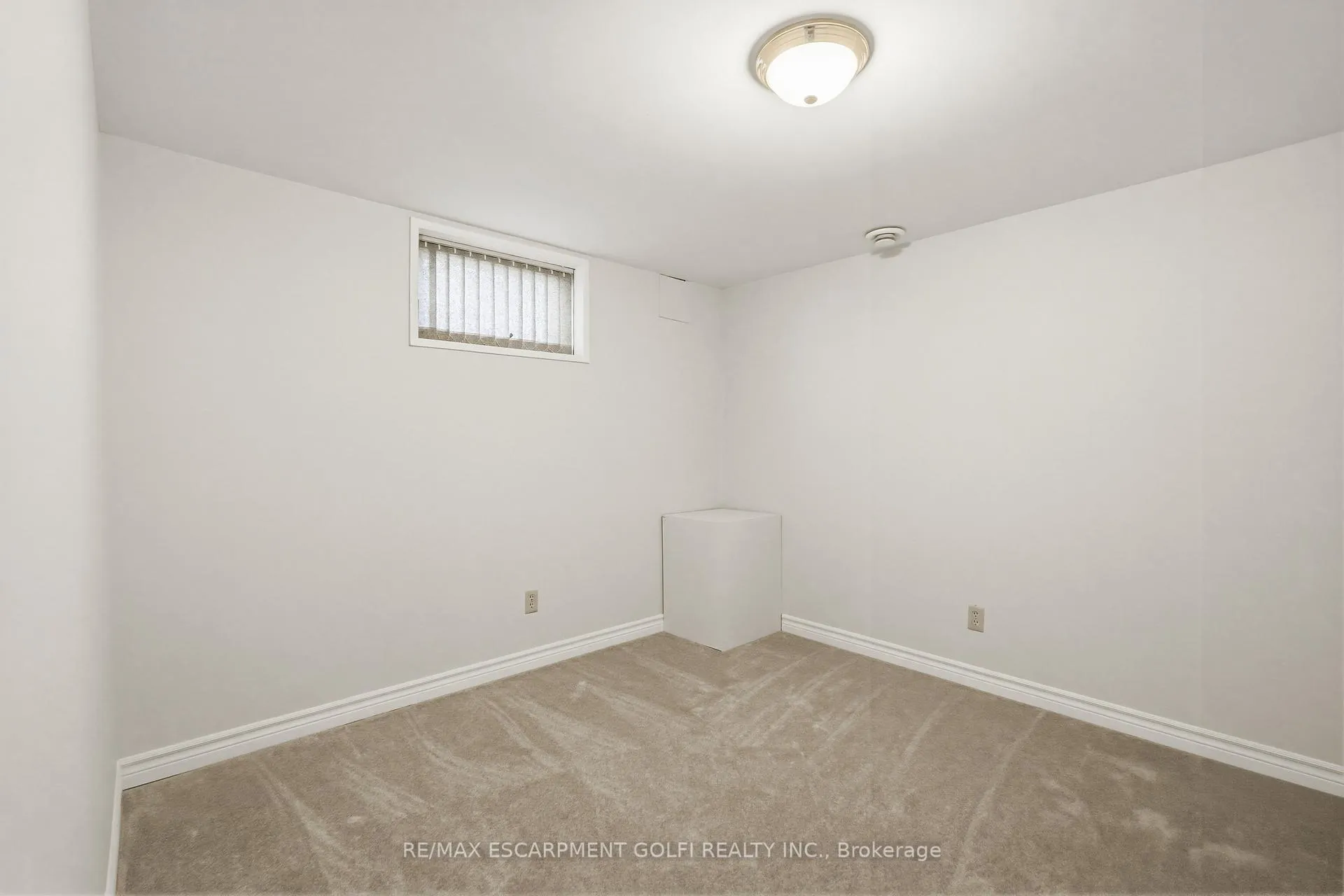 Photo 24 of 764 Brucedale Avenue E, Hamilton, Raleigh — HOMEH