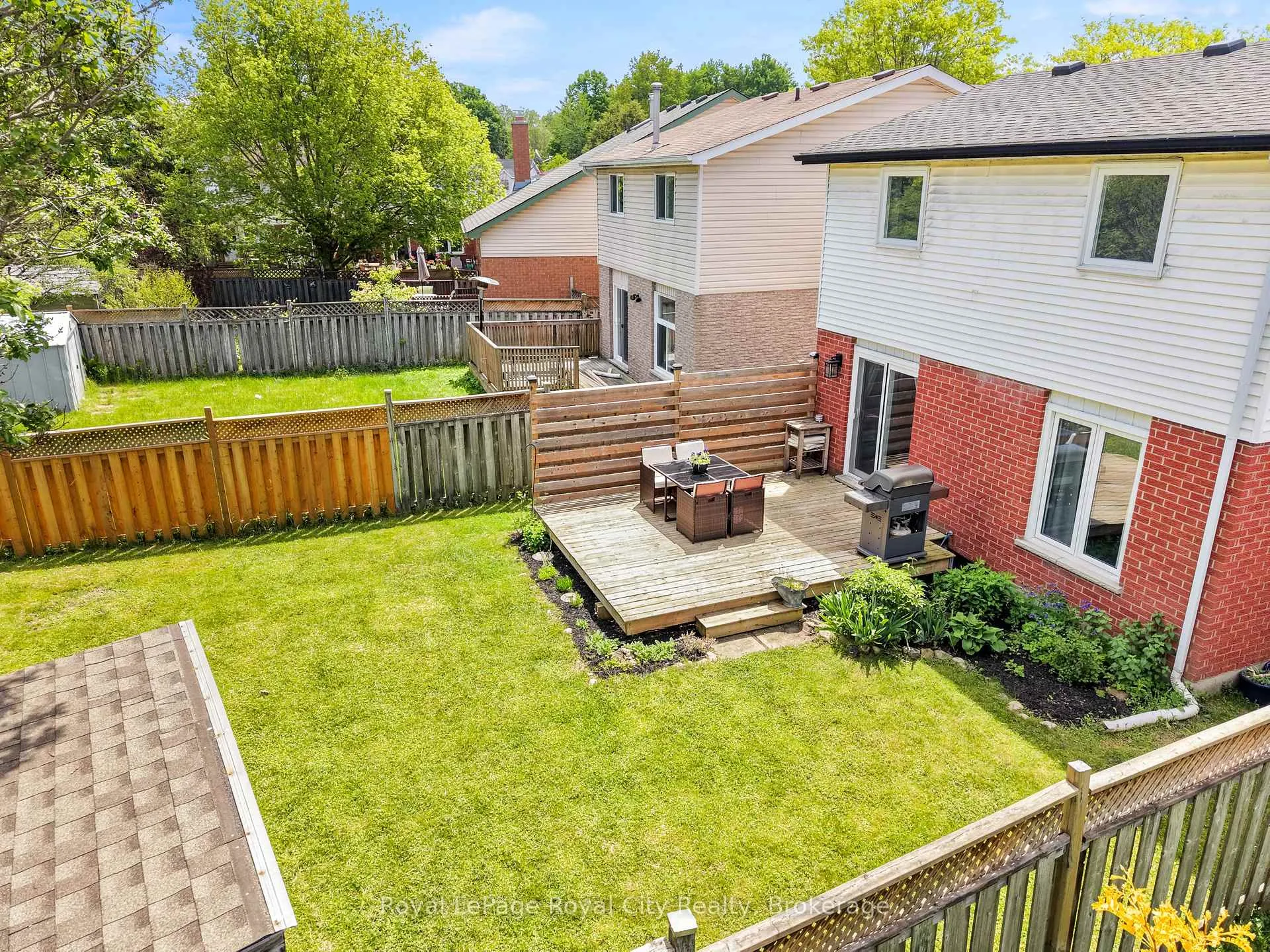 Photo 3 of 52 Walman Drive, Guelph, Kortright West — HOMEH