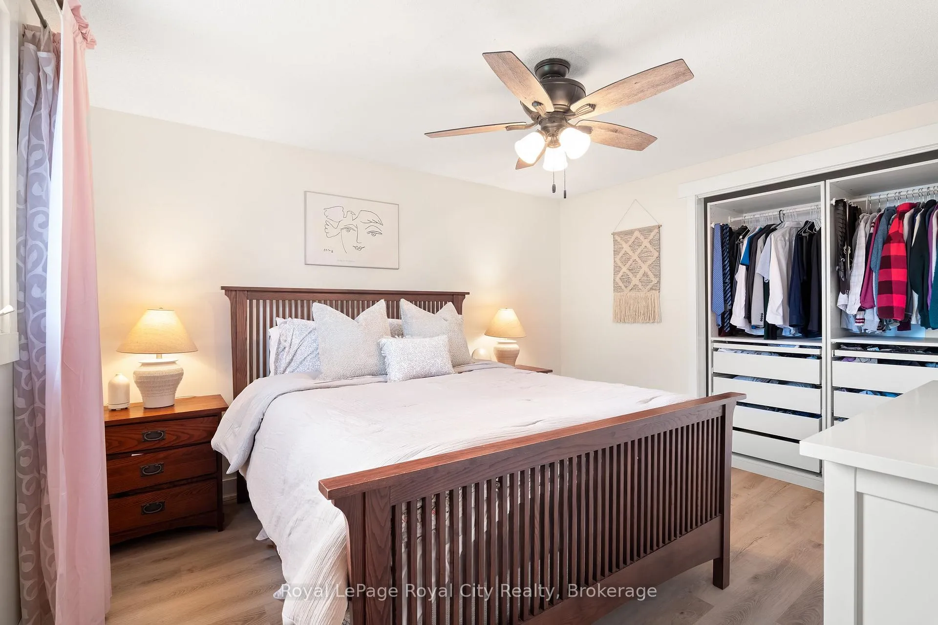 Photo 21 of 52 Walman Drive, Guelph, Kortright West — HOMEH