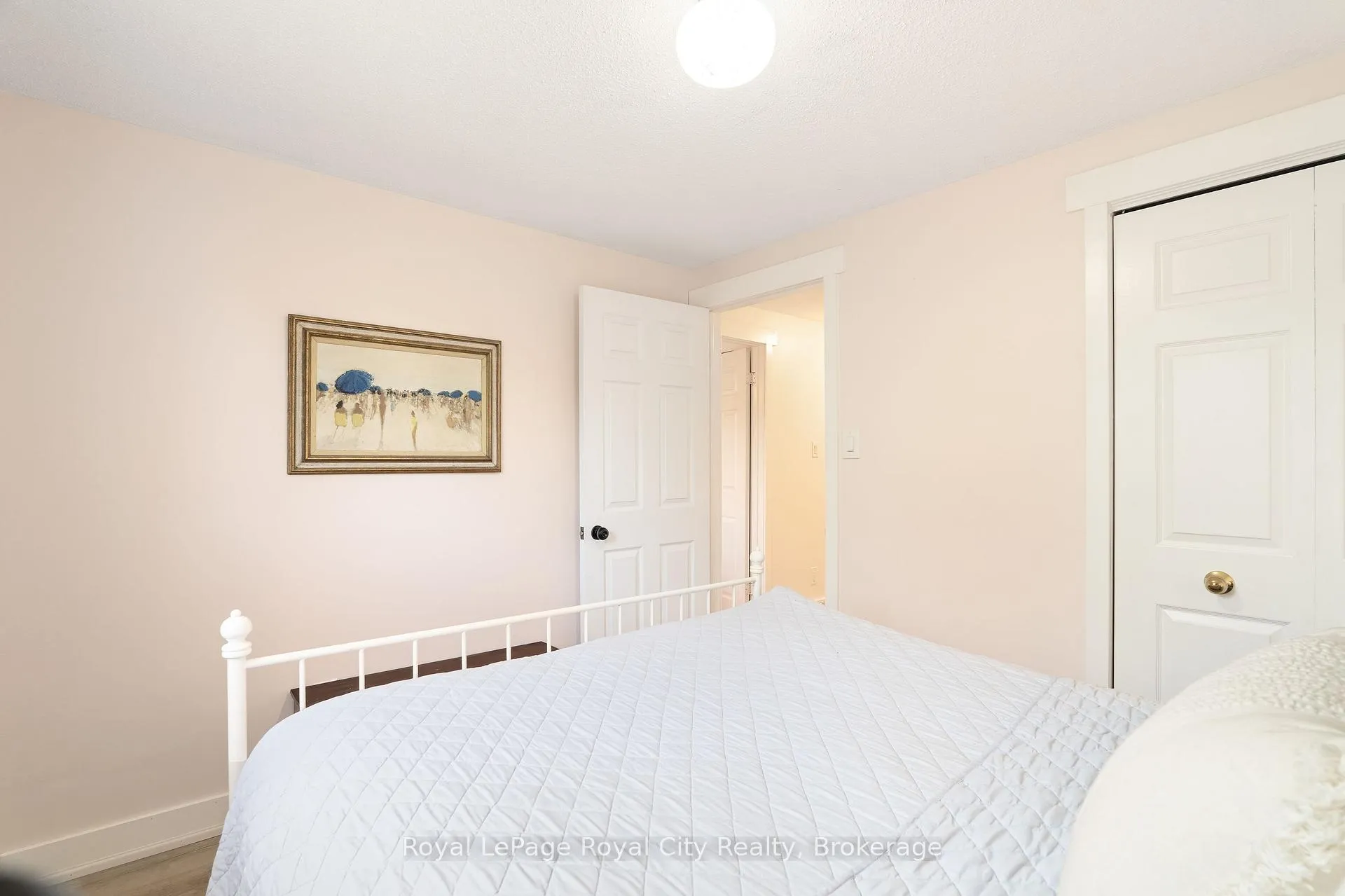 Photo 23 of 52 Walman Drive, Guelph, Kortright West — HOMEH