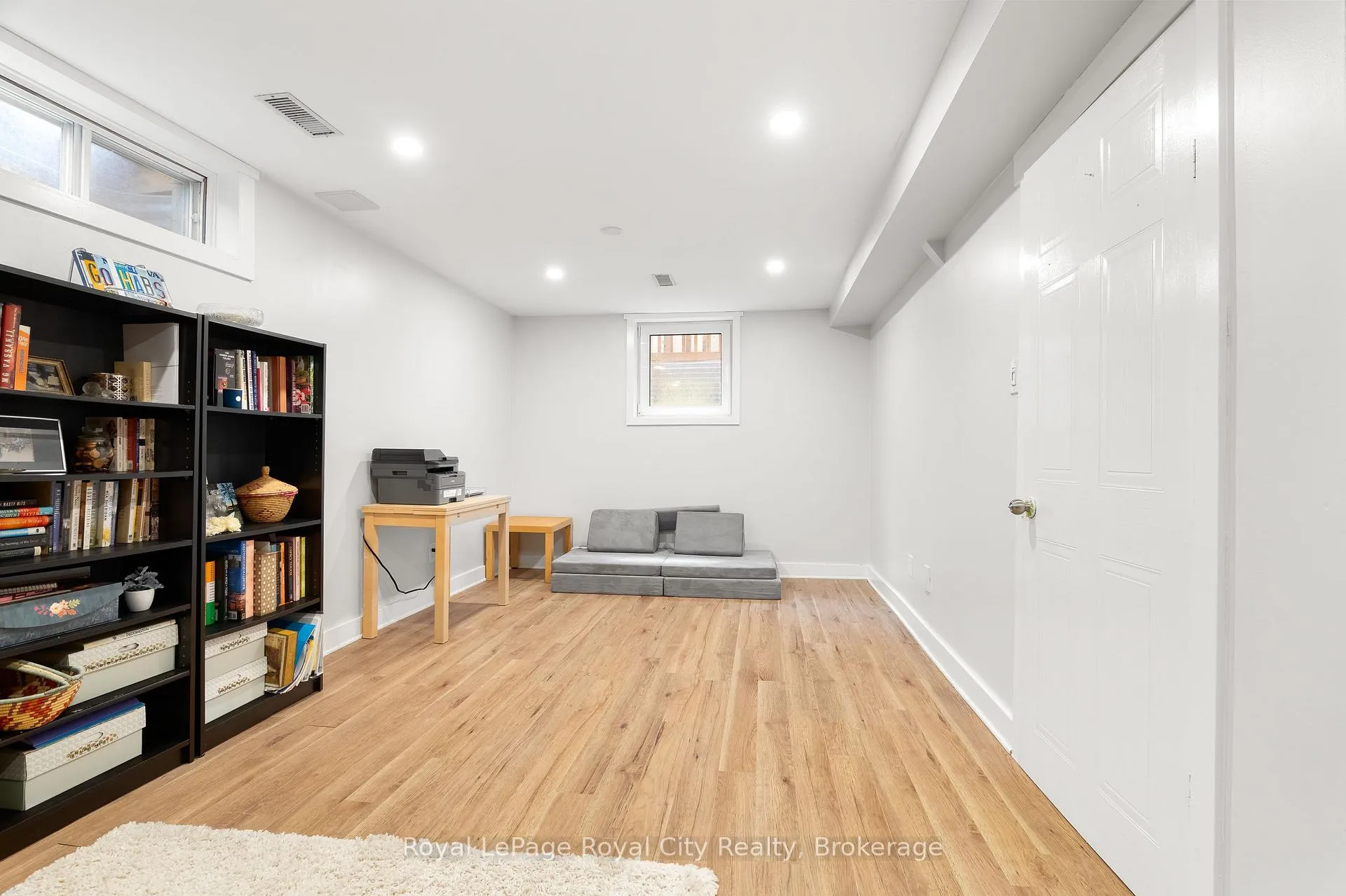 Photo 31 of 52 Walman Drive, Guelph, Kortright West — HOMEH