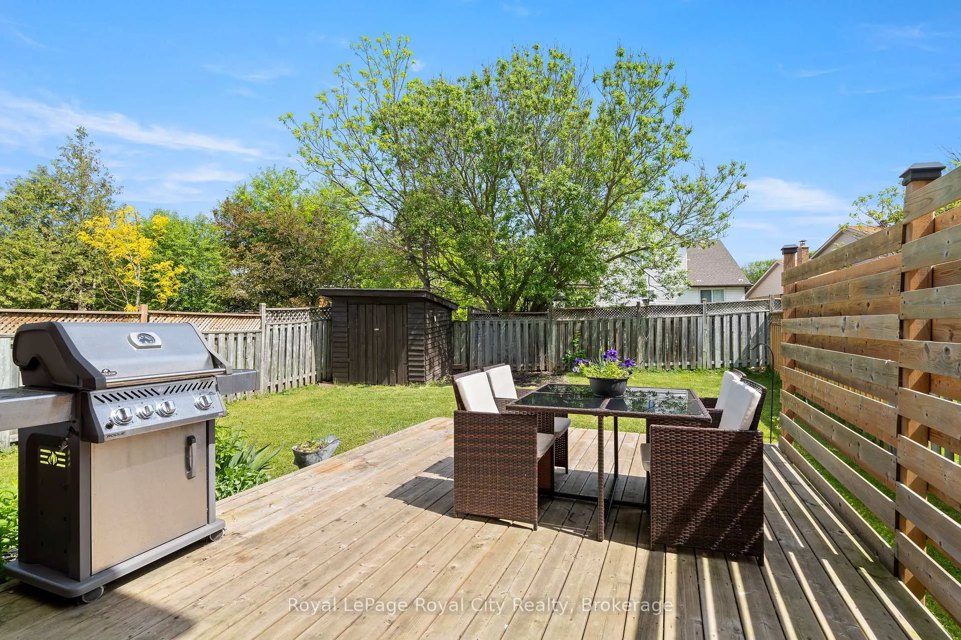Photo 32 of 52 Walman Drive, Guelph, Kortright West — HOMEH