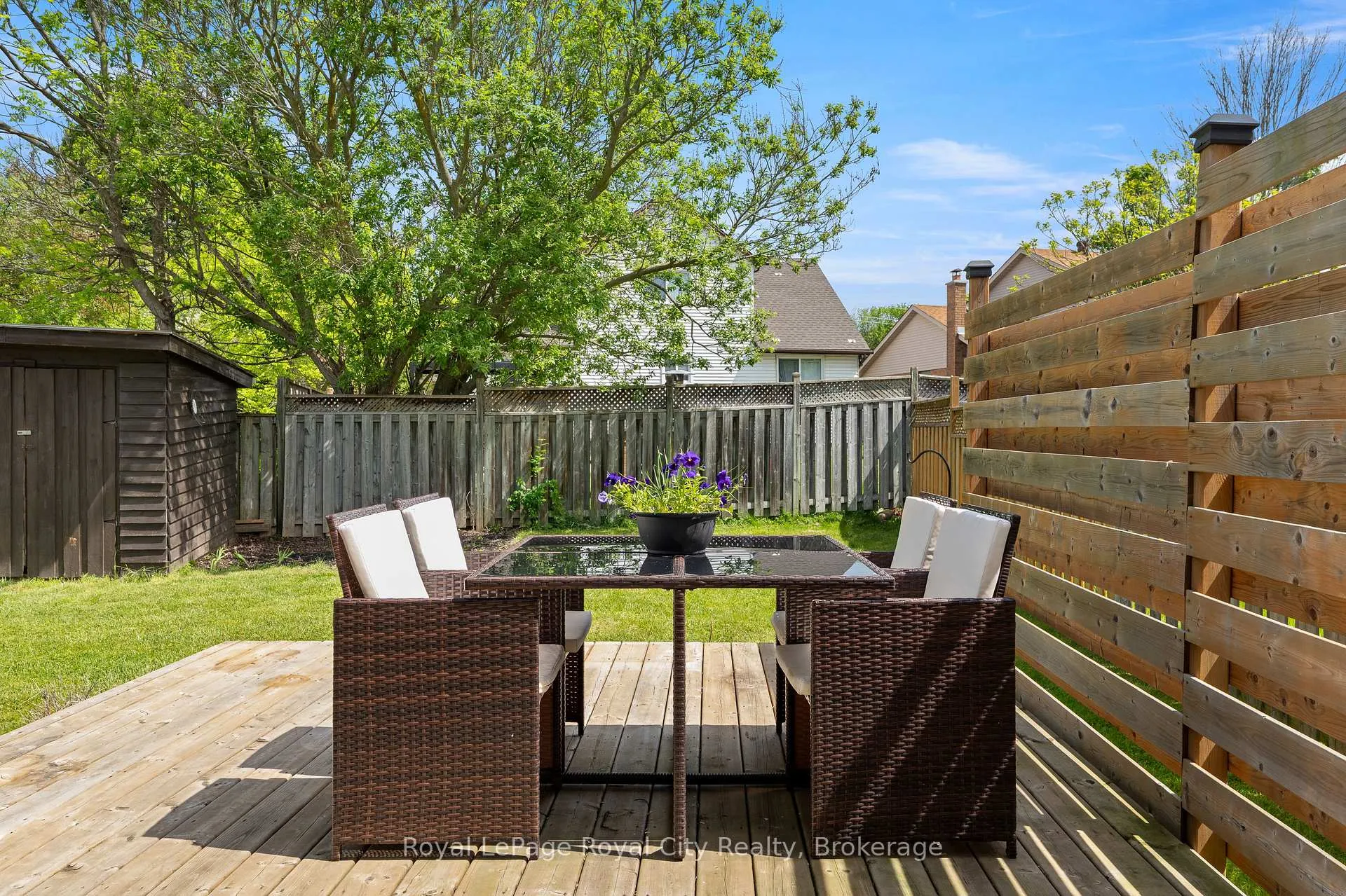Photo 33 of 52 Walman Drive, Guelph, Kortright West — HOMEH