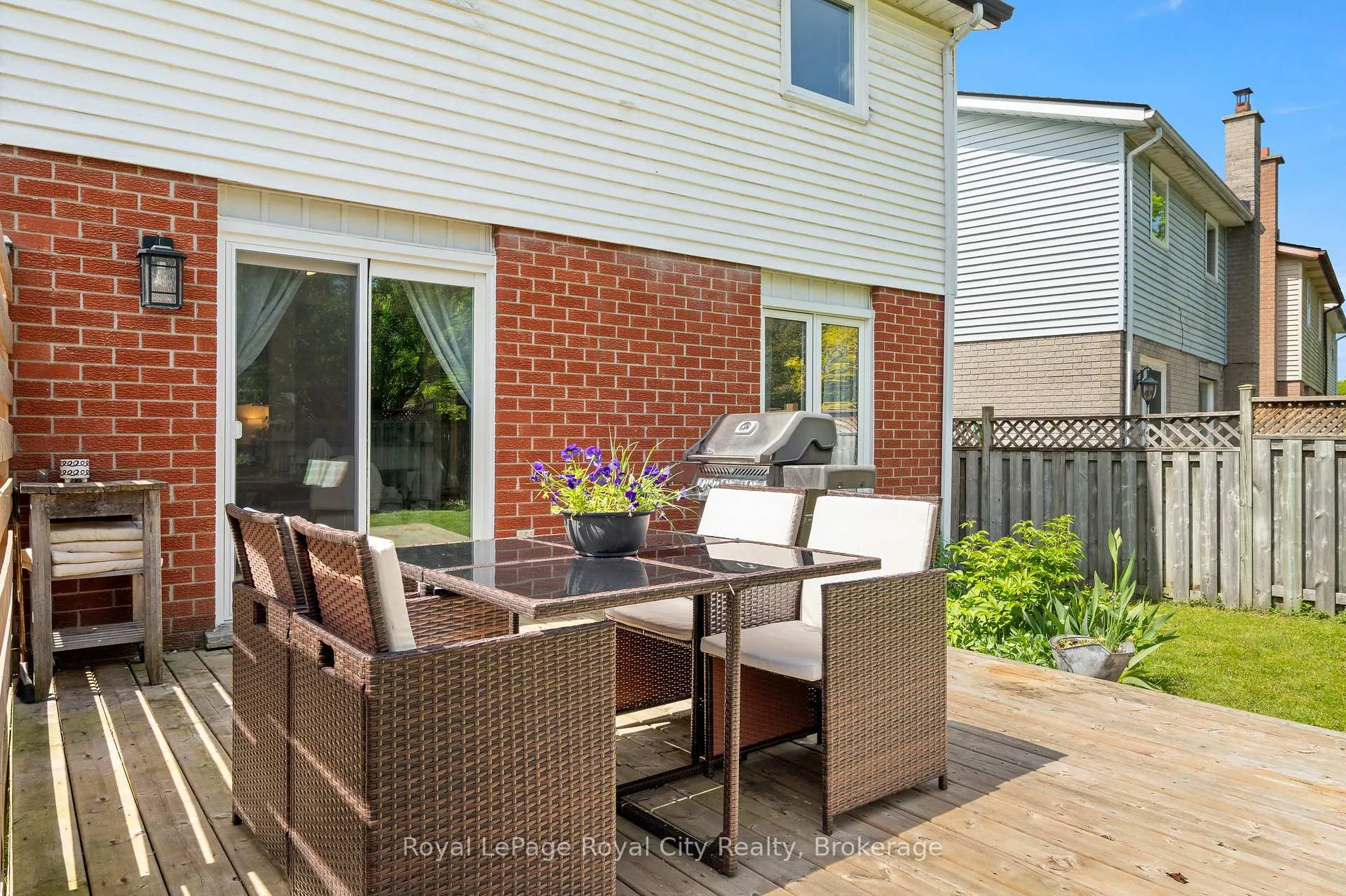 Photo 35 of 52 Walman Drive, Guelph, Kortright West — HOMEH