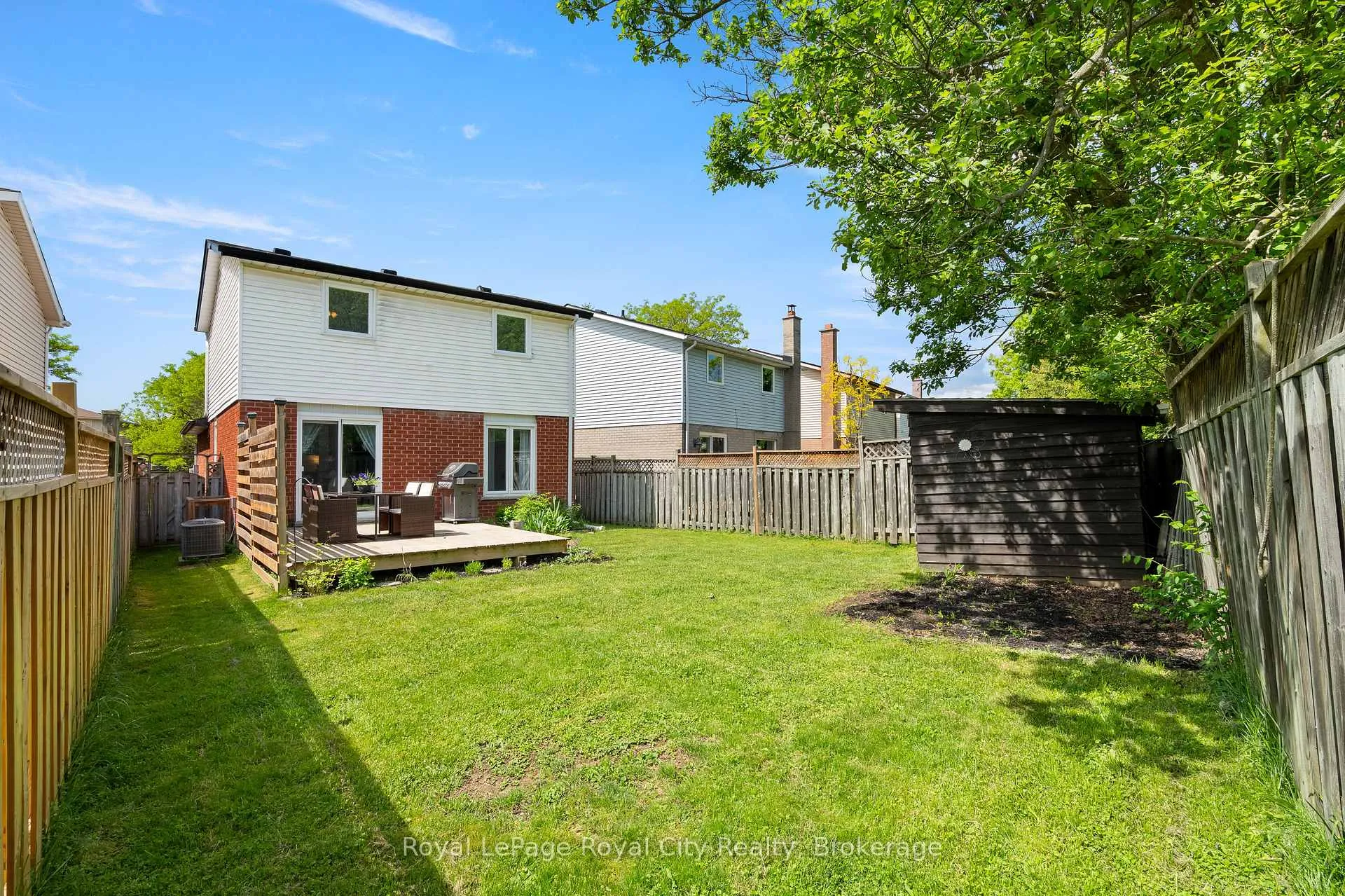 Photo 36 of 52 Walman Drive, Guelph, Kortright West — HOMEH