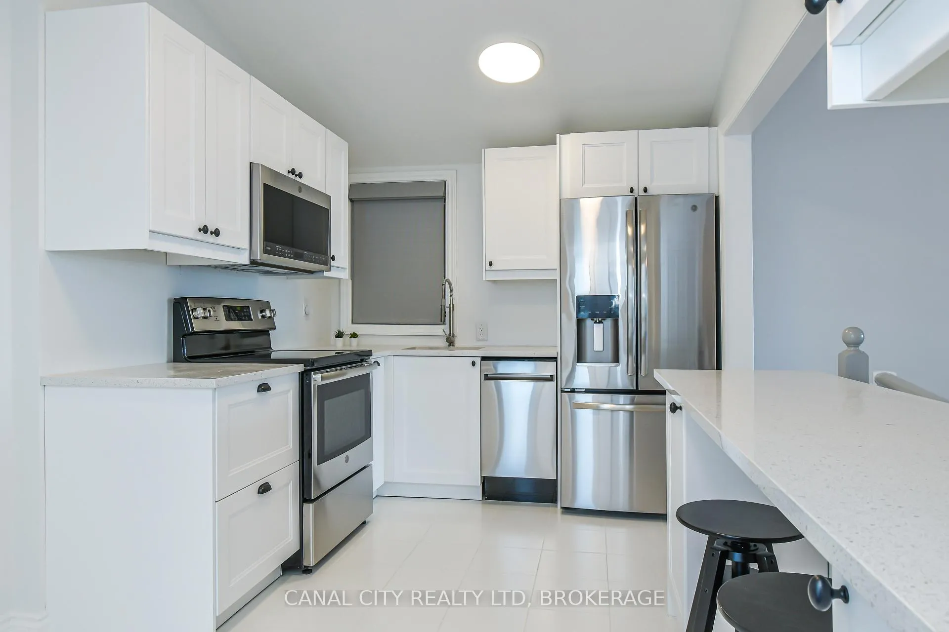 Photo 14 of 6 Colton Avenue, St. Catharines, Port Dalhousie — HOMEH
