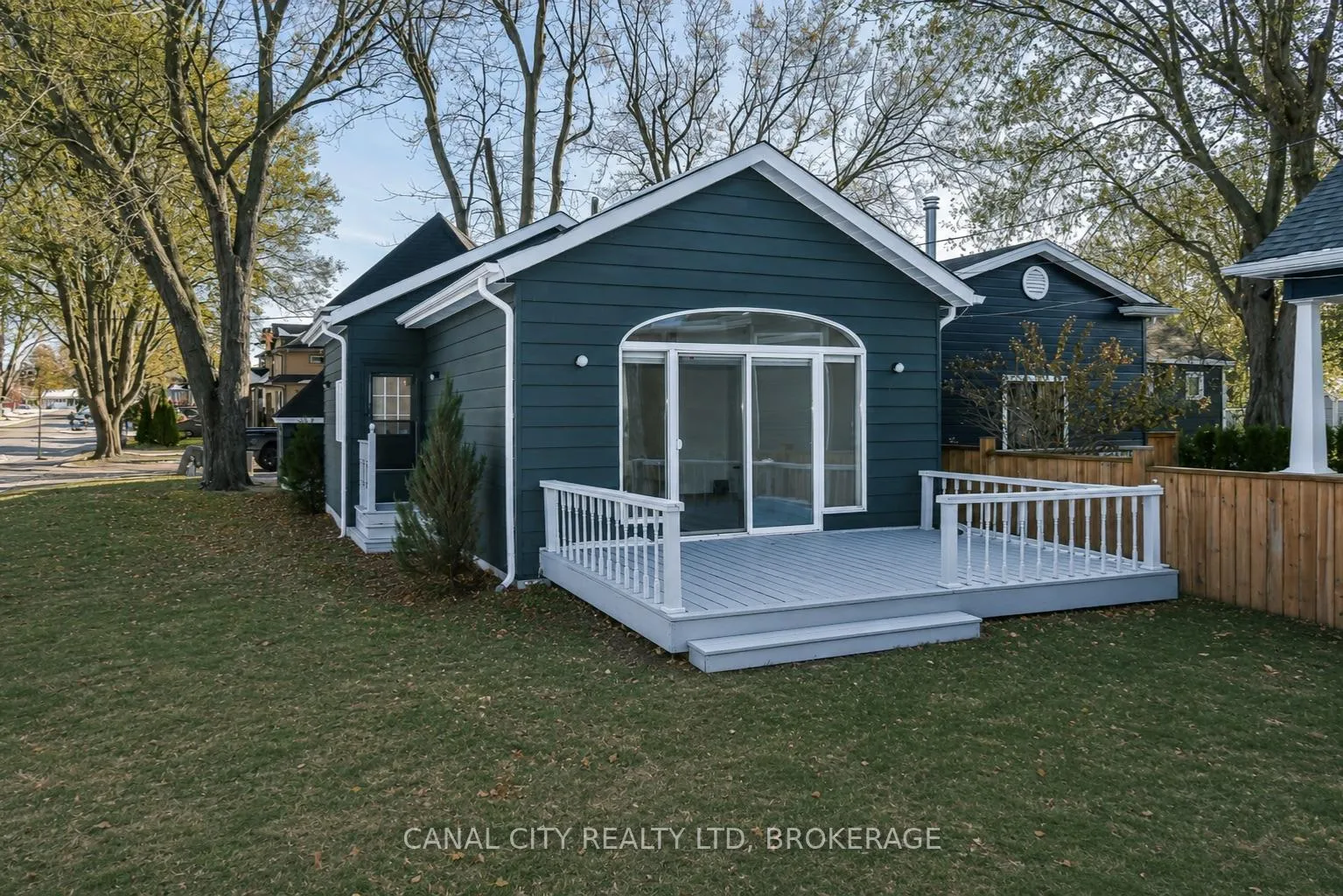 Photo 34 of 6 Colton Avenue, St. Catharines, Port Dalhousie — HOMEH