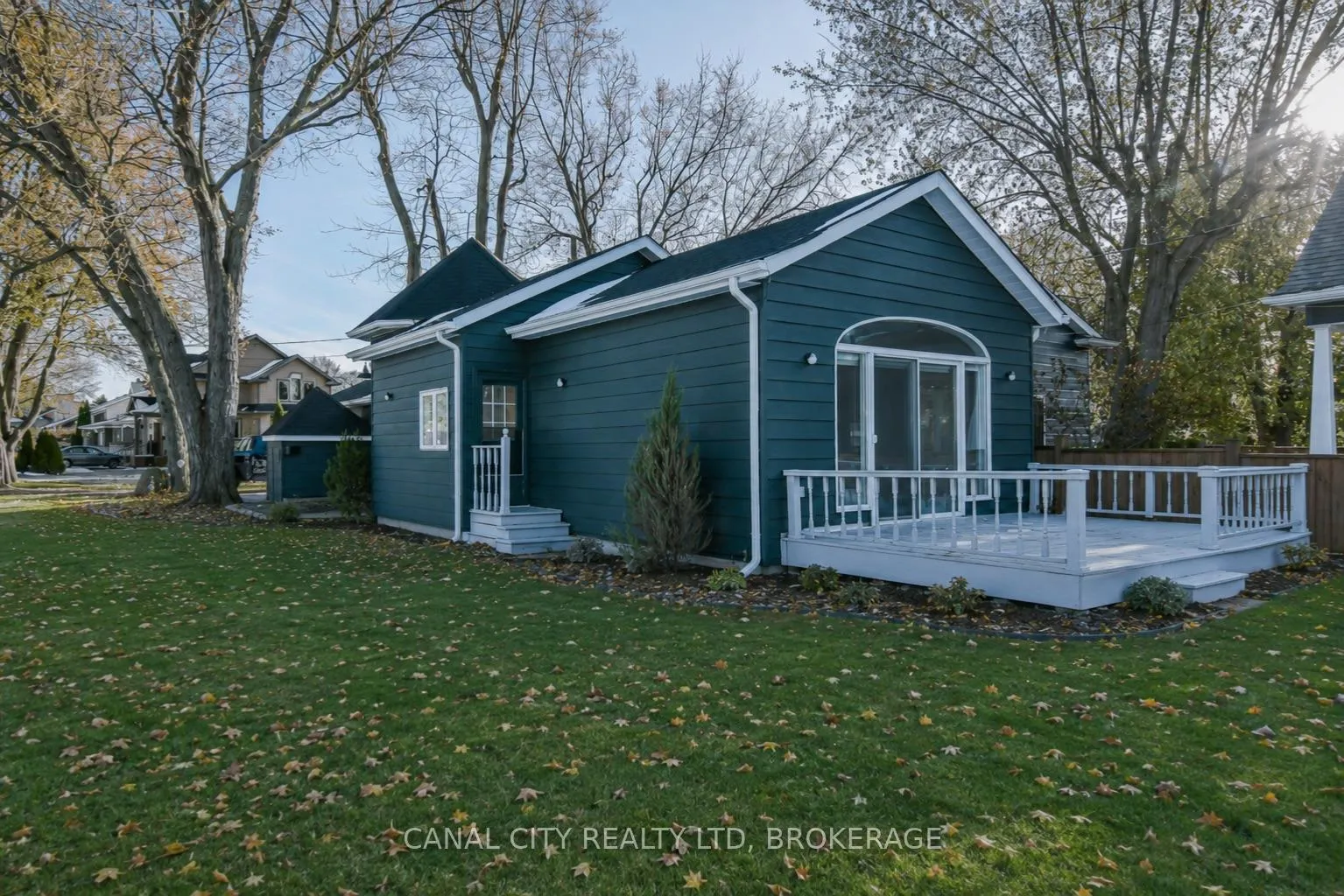 Photo 35 of 6 Colton Avenue, St. Catharines, Port Dalhousie — HOMEH