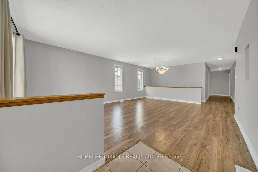 Photo 6 of 114 Glencliffe Court, Kitchener — HOMEH