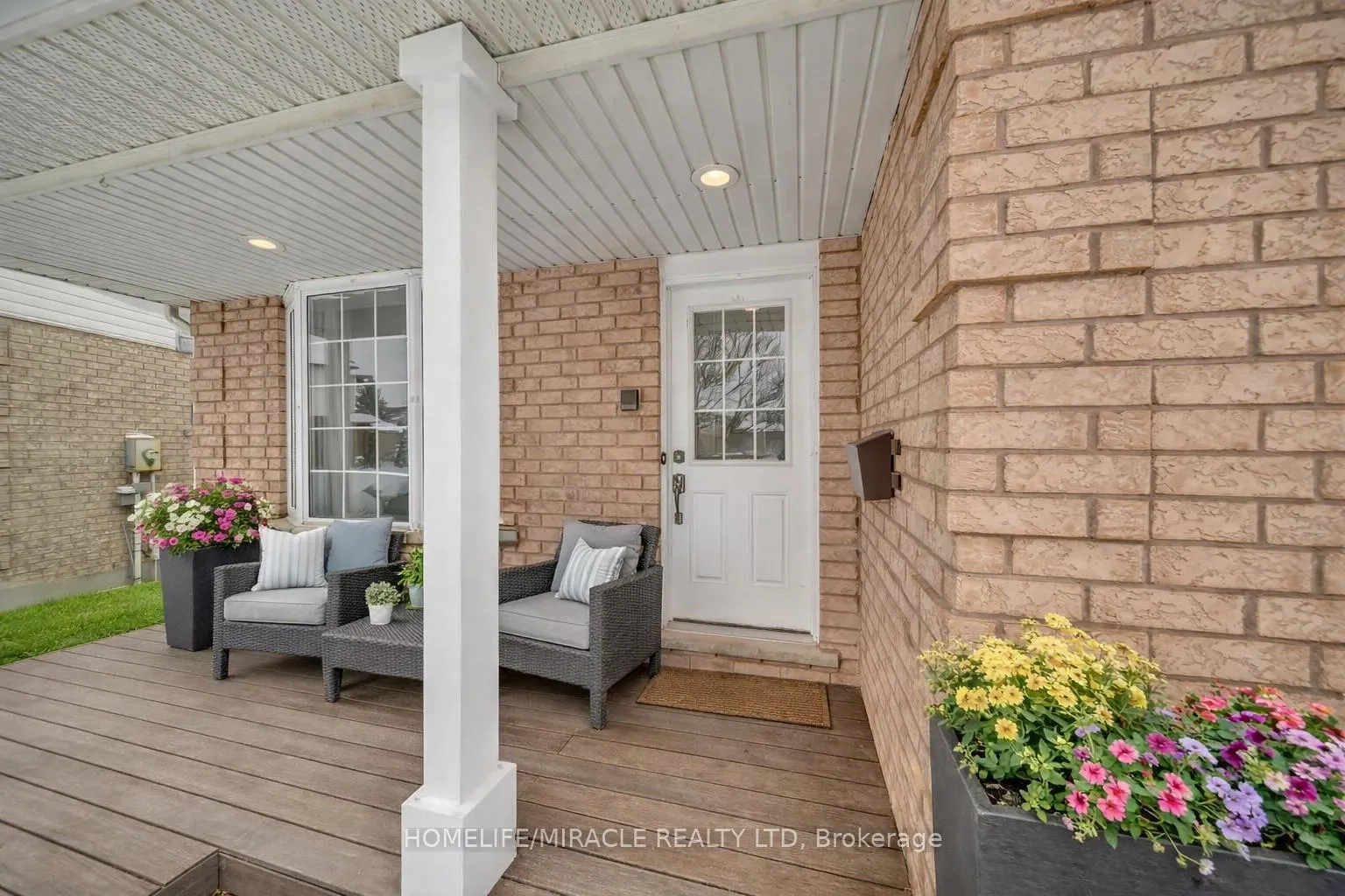 Photo 7 of 114 Glencliffe Court, Kitchener — HOMEH