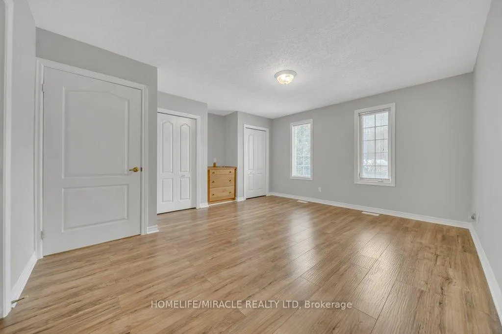 Photo 16 of 114 Glencliffe Court, Kitchener — HOMEH