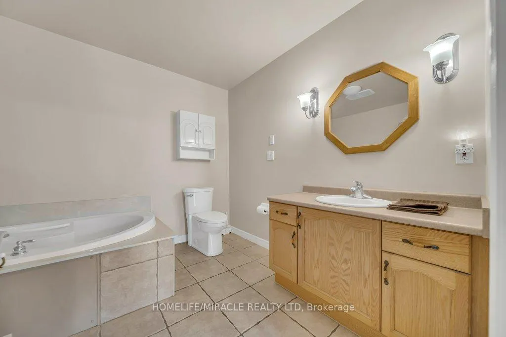 Photo 20 of 114 Glencliffe Court, Kitchener — HOMEH