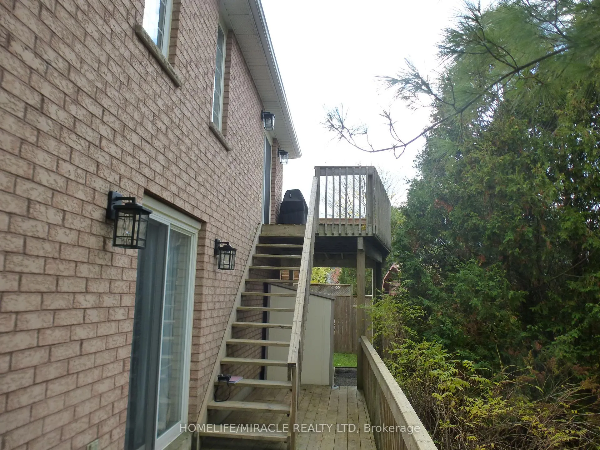 Photo 34 of 114 Glencliffe Court, Kitchener — HOMEH