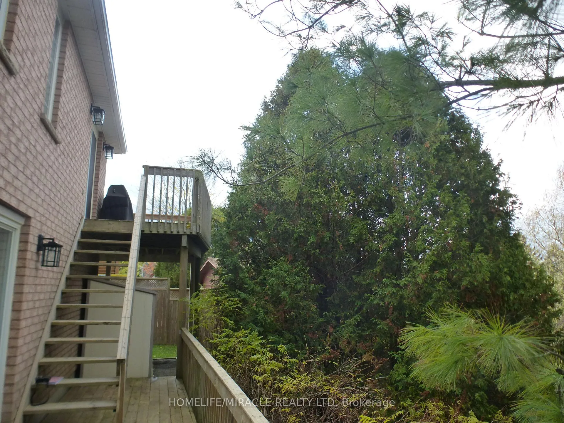 Photo 35 of 114 Glencliffe Court, Kitchener — HOMEH