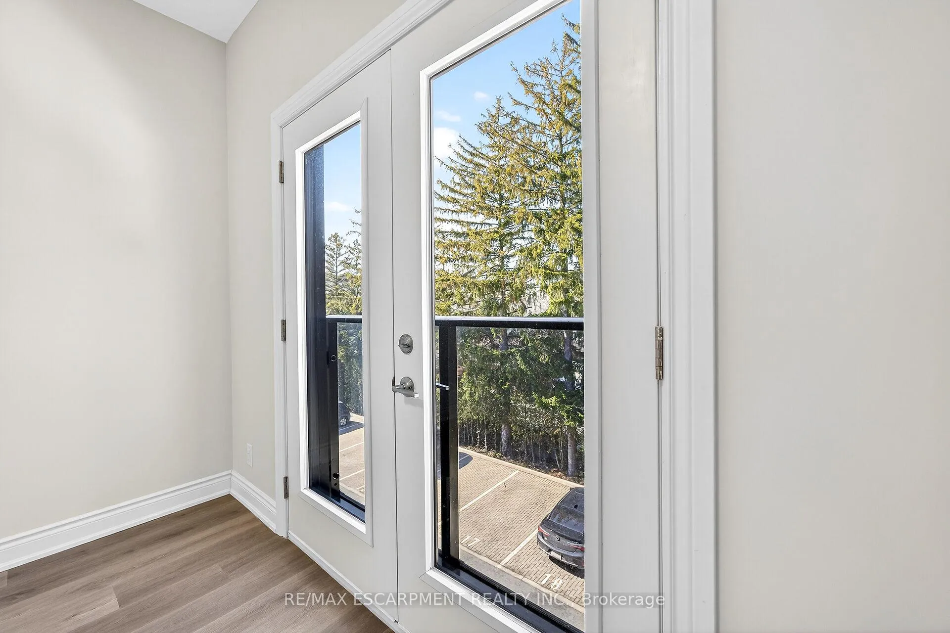 Photo 18 of Unit 302, 261 King Street E, Hamilton, Stoney Creek — HOMEH