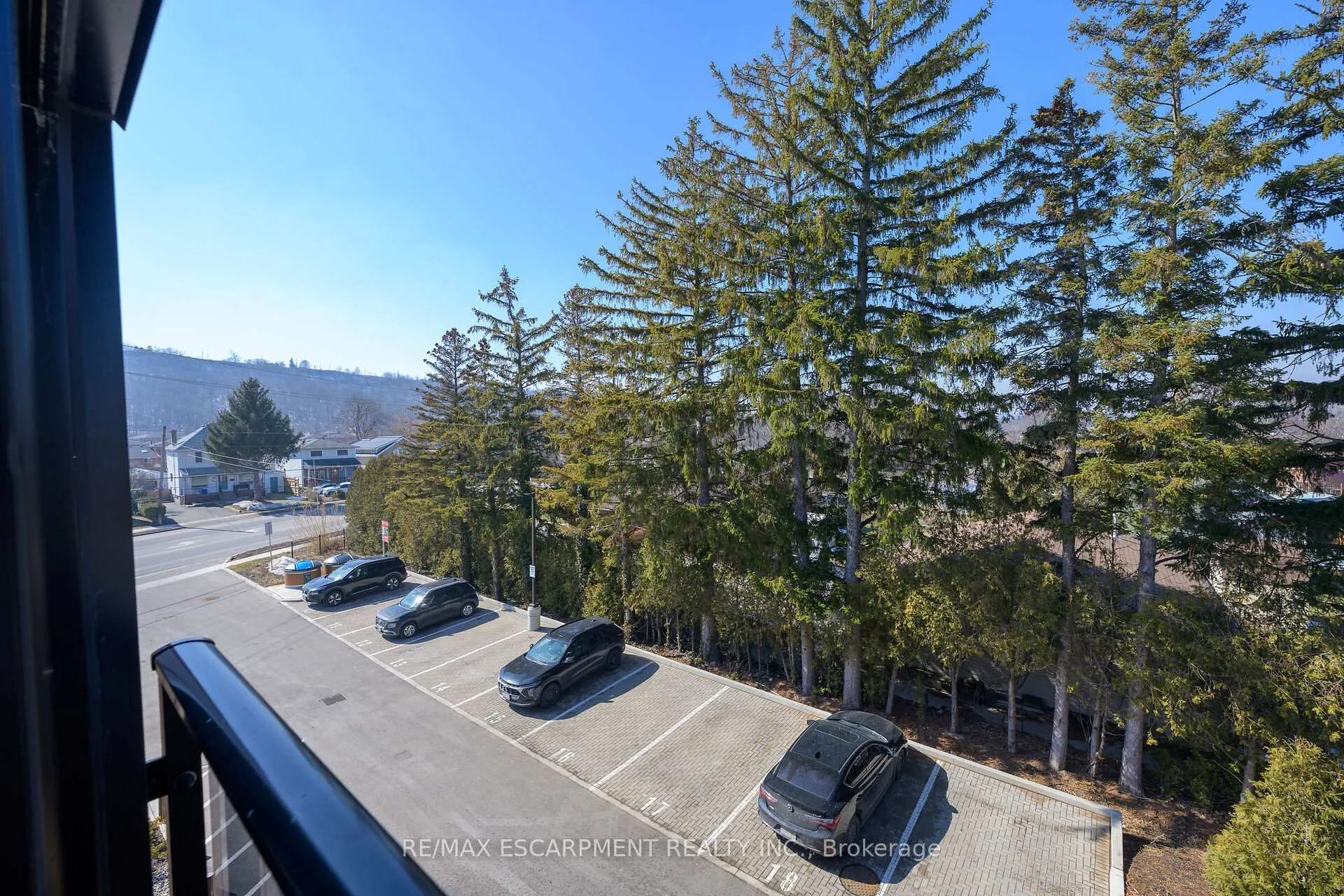 Photo 19 of Unit 302, 261 King Street E, Hamilton, Stoney Creek — HOMEH