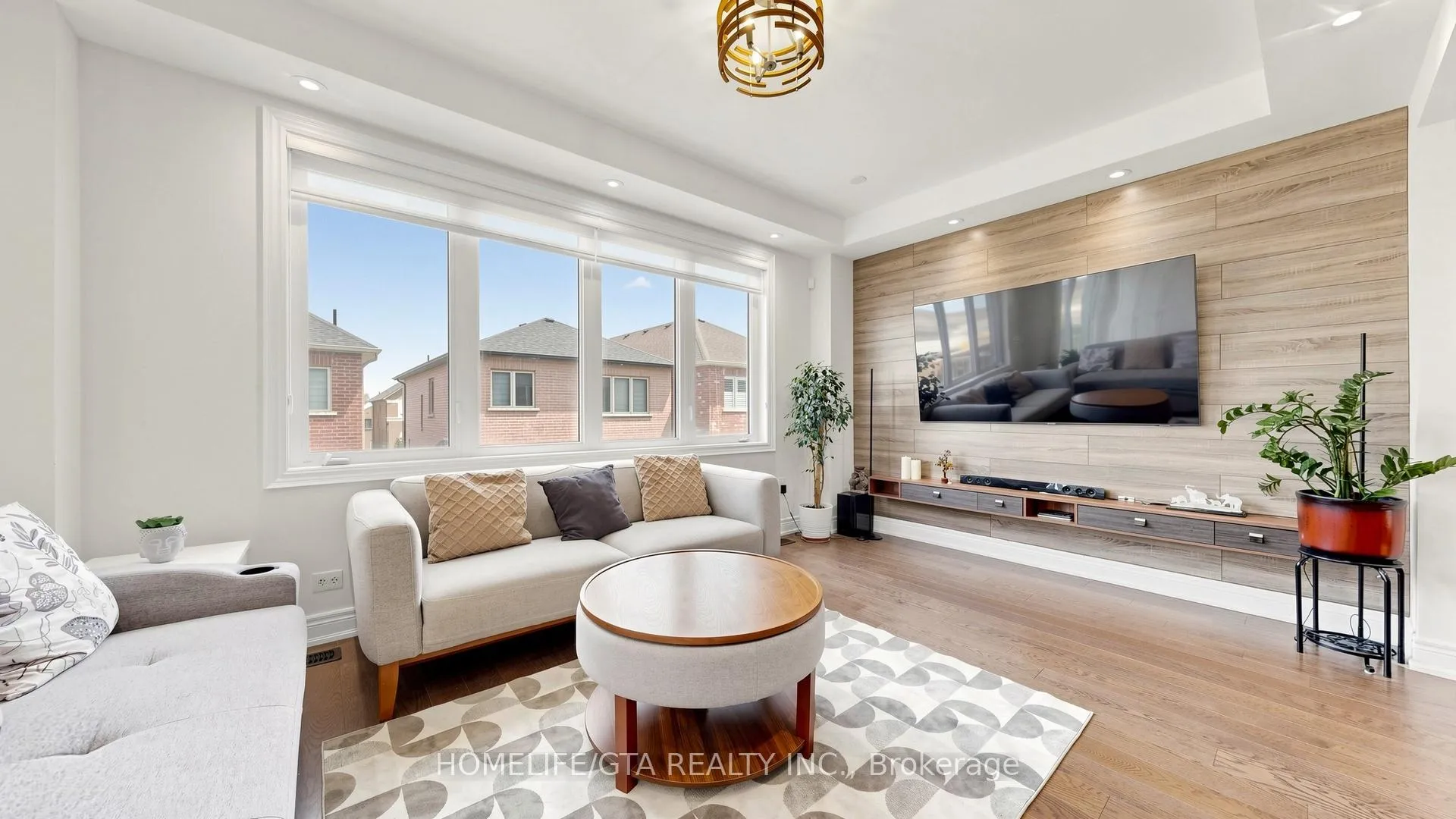 Photo 5 of 1067 Purus Path, Pickering, Rural Pickering — HOMEH