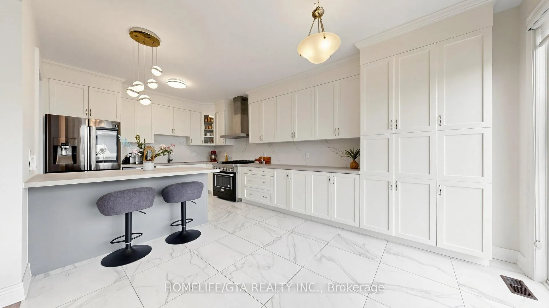 Photo 8 of 1067 Purus Path, Pickering, Rural Pickering — HOMEH