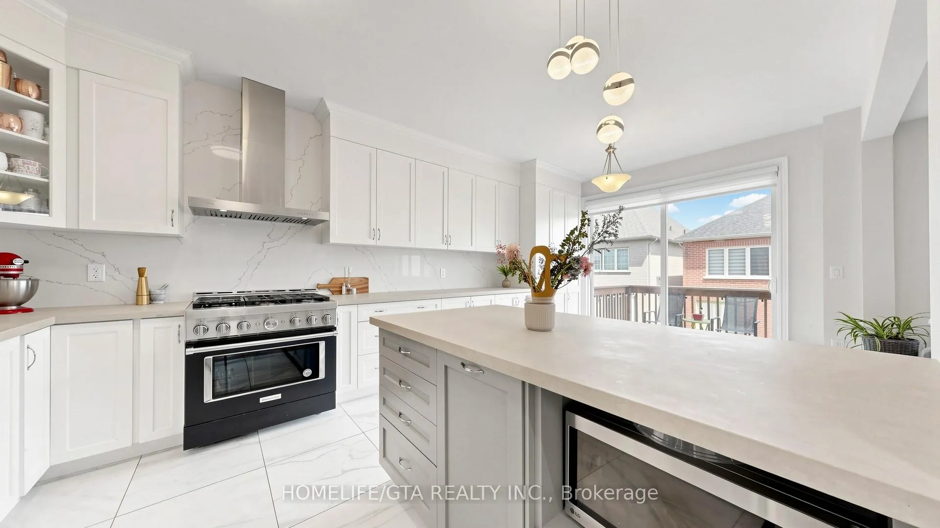 Photo 12 of 1067 Purus Path, Pickering, Rural Pickering — HOMEH
